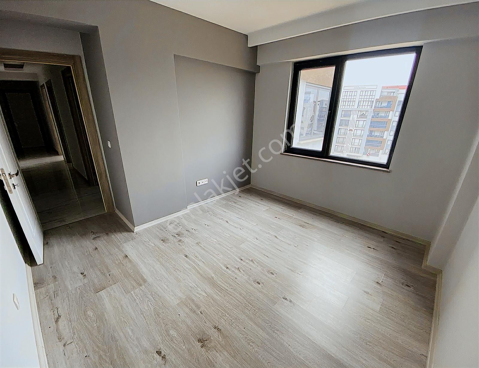 Nilüferium'da 3+1 120 M2 Yerden Isıtmalı, Havuzlu - Görsel 3