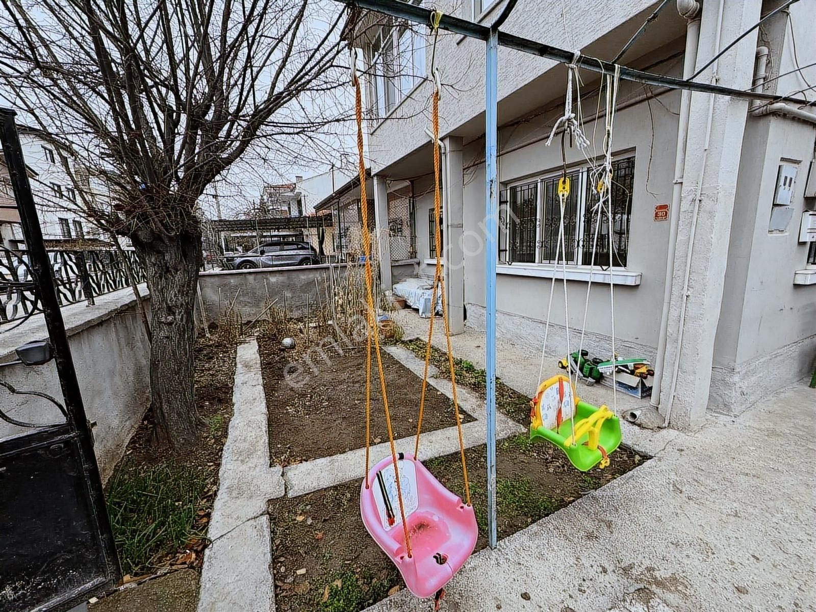 Ertuğrulgazi Mah. Çevre Yolu Yakını Bahçeli Müstakil 2+1 Daire - Görsel 3