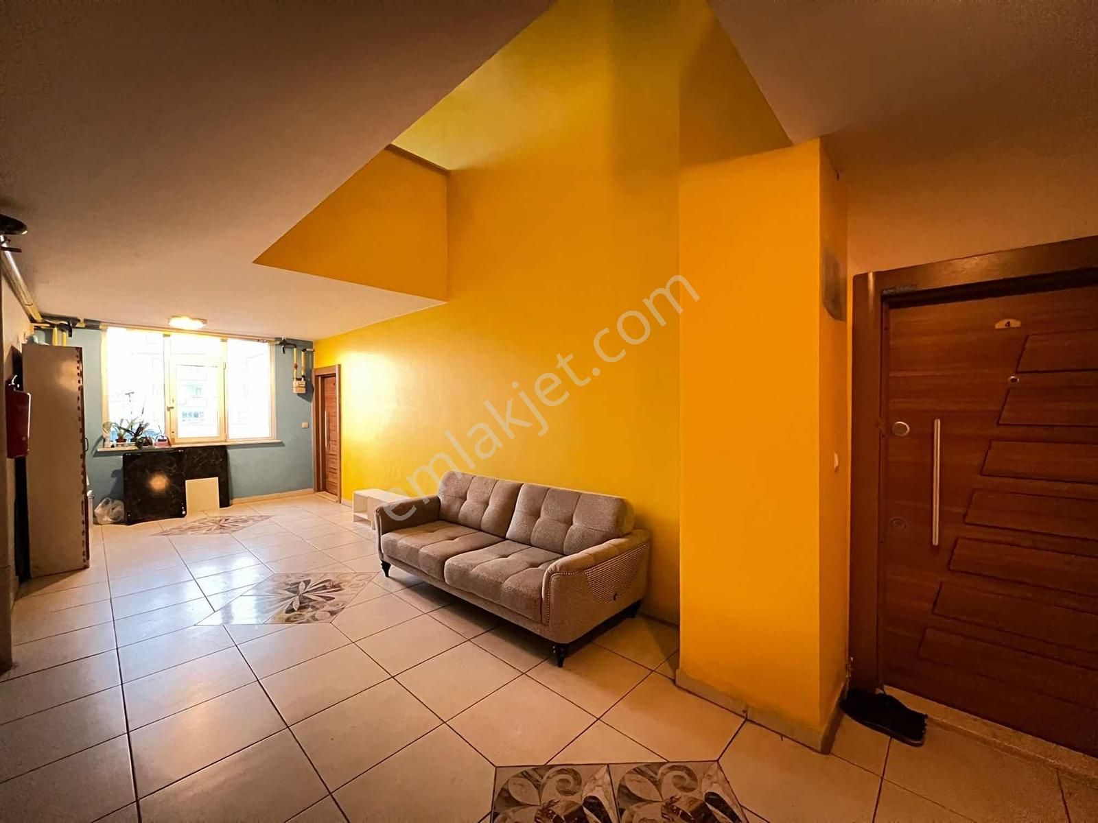 Fiyat Düştü! Yamaner'den Dumlupınarda 2+1 Eşyalı Daire - Görsel 5