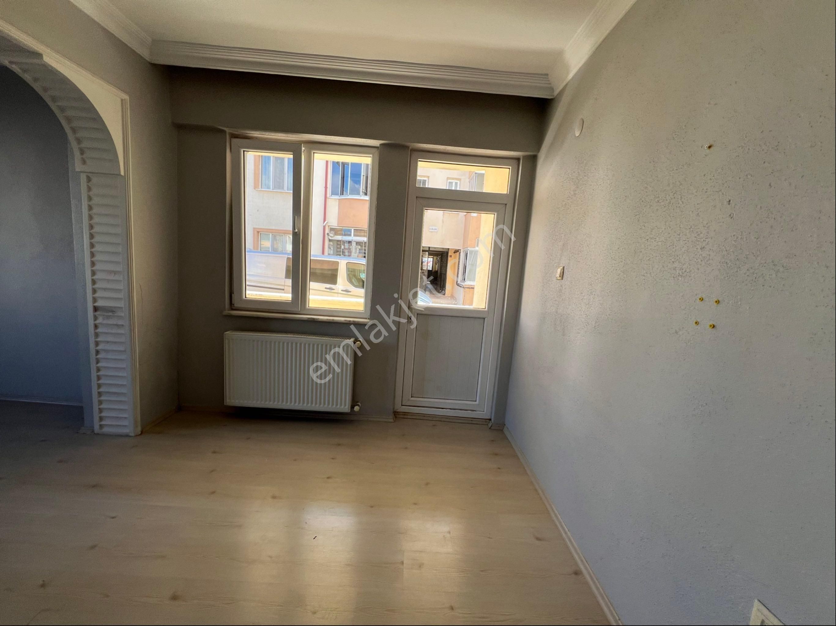 Roma’ Dan Kozluca Yolunda Site İçi Satılık Daire - Görsel 14