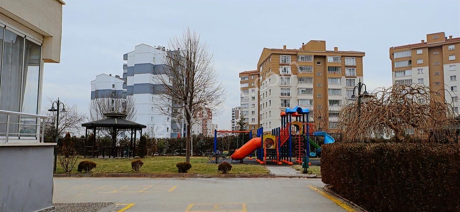 Çakırlar-batı Yaşam Konutlarında 145 M² 3+1 | Güneybatı Cephe - Görsel 24