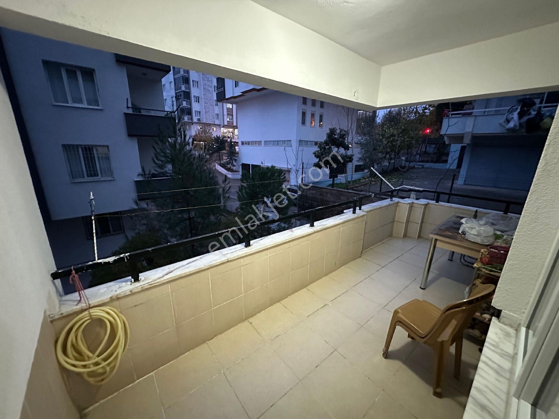 Güneykent"de Hasarsız 3+1 Çok Geniş Ebeveyin Banyolu Fırsat Daire - Görsel 18
