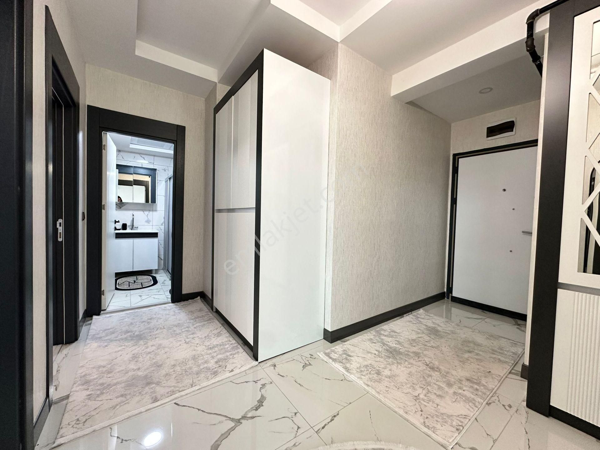 Acil Satılık // Yenişehir 450 Evlerde 2+1 Lüks Daire - Görsel 15