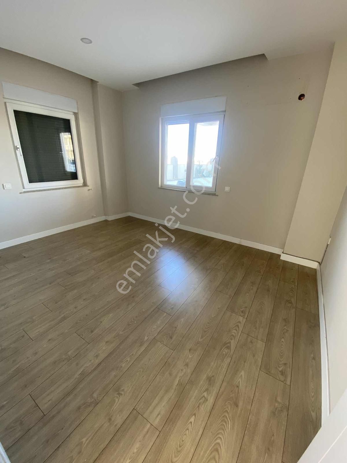 Çok Geniş Kiralık 2+1 - Görsel 4