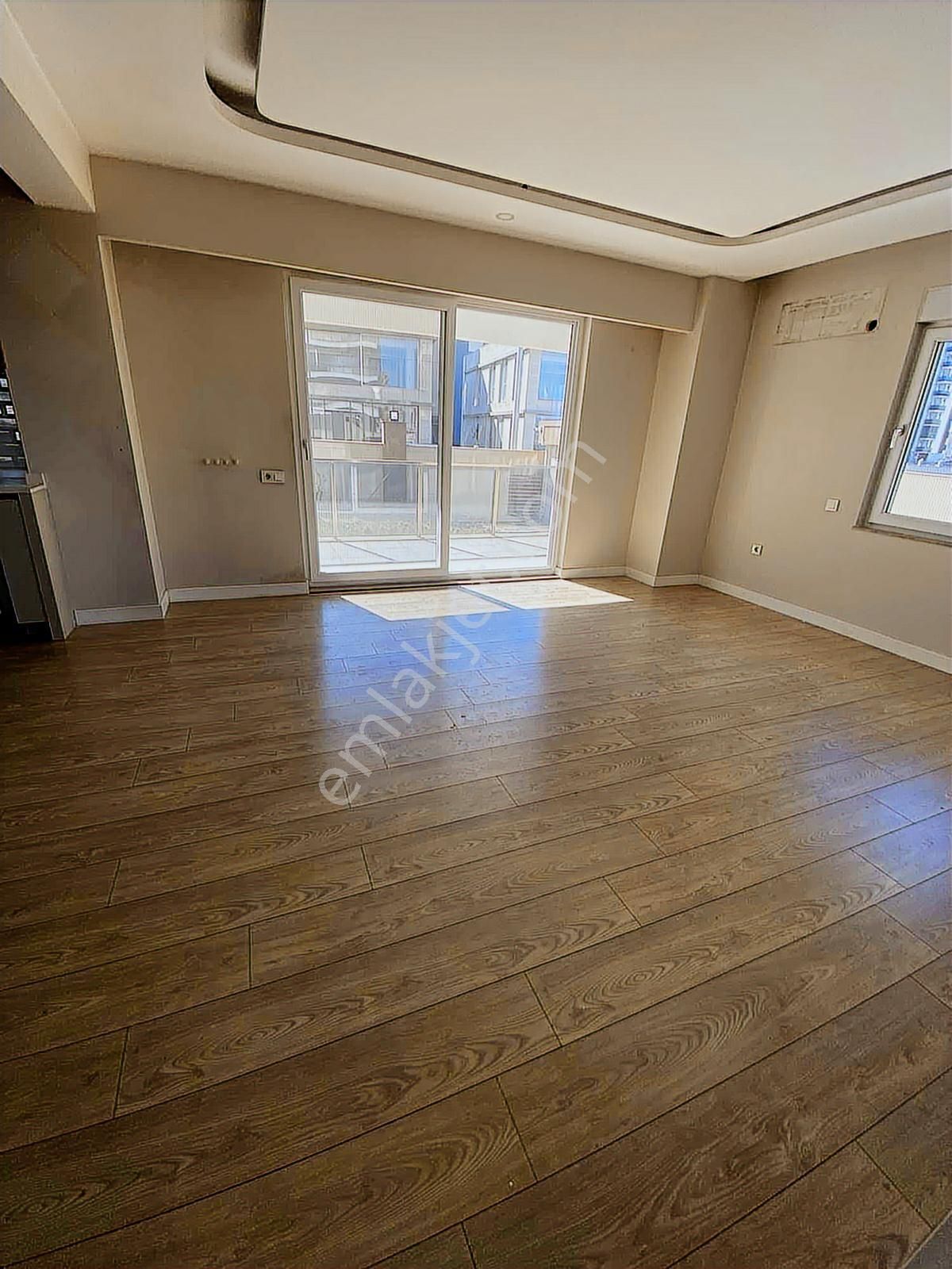 Çok Geniş Kiralık 2+1 - Görsel 11