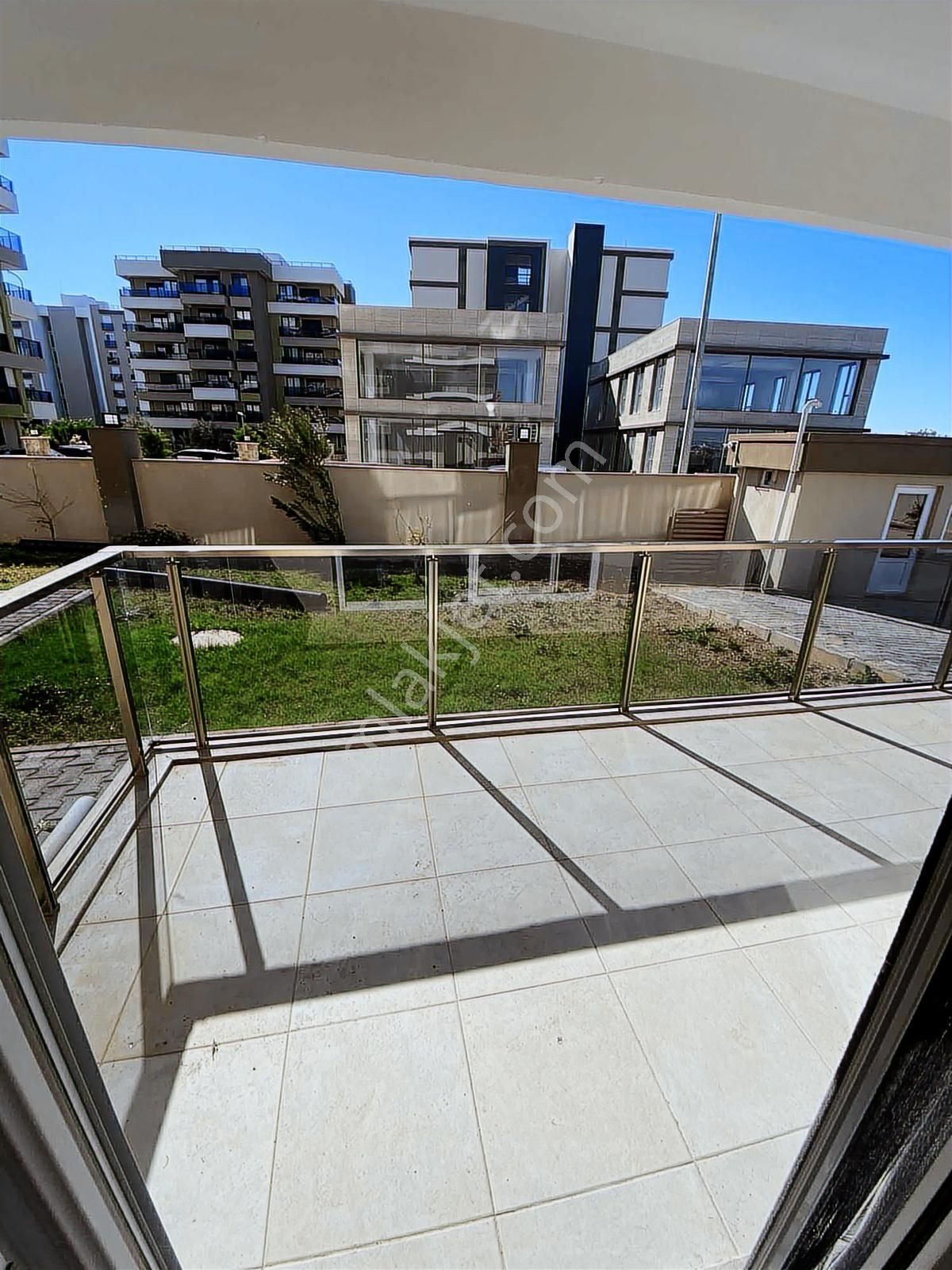 Çok Geniş Kiralık 2+1 - Görsel 21