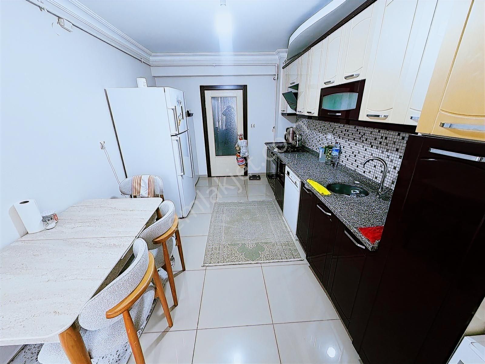 Cihandan Sancaktepe Mah Sarıkamış Cadde Yakını Satlık 3+1 Daire - Görsel 5