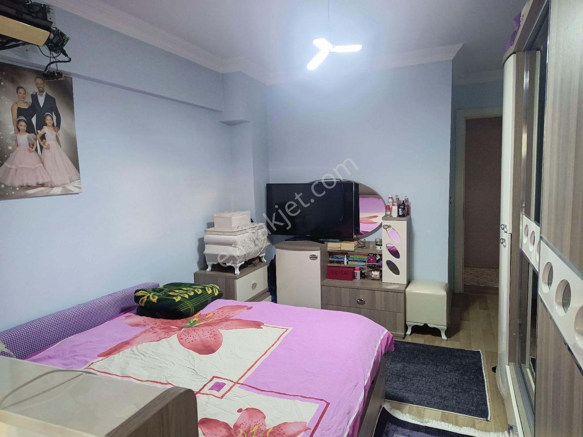 Buket Emlaktan Satılık 2+1 Daire Ara Kat Doğalgazlı Çift Balkonlu - Görsel 11