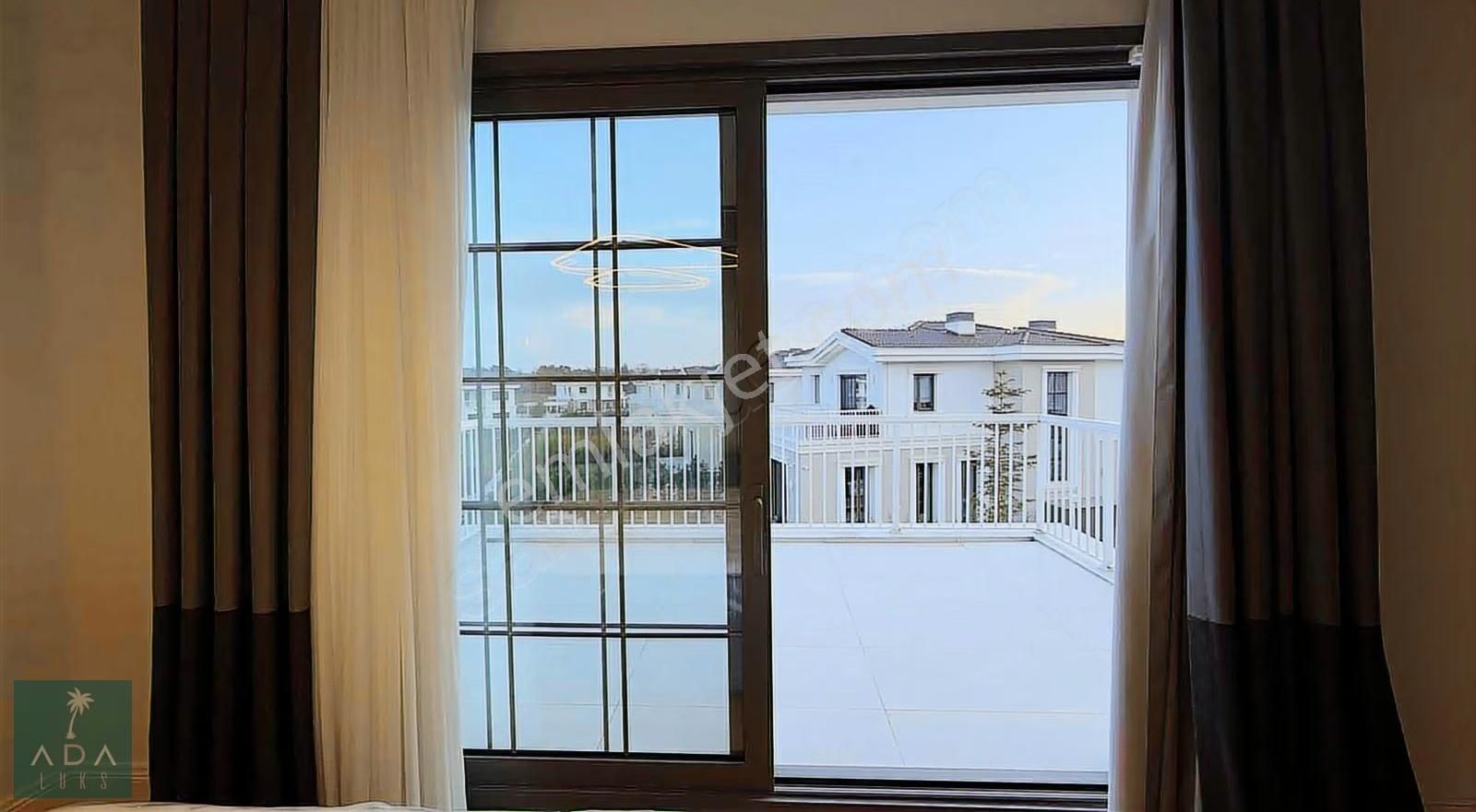 Çekmeköy Çınarköy Emlak Konutlarında 5+2 Lüks Villa - Görsel 24