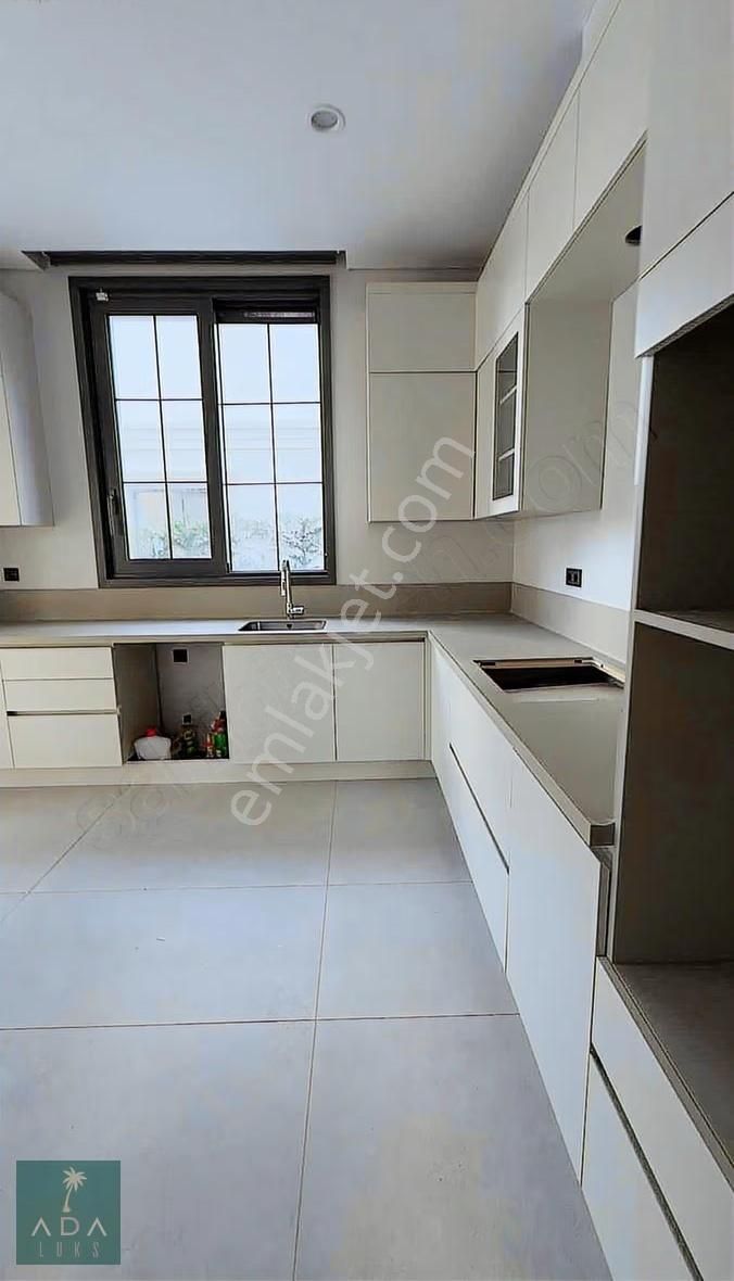 Çekmeköy Çınarköy Emlak Konutlarında 5+2 Lüks Villa - Görsel 5