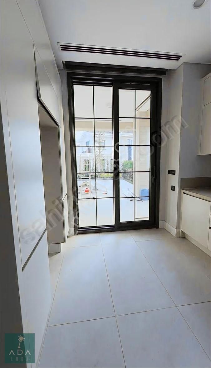 Çekmeköy Çınarköy Emlak Konutlarında 5+2 Lüks Villa - Görsel 7