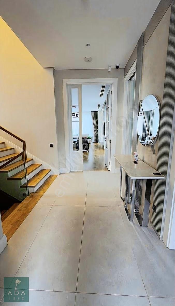 Çekmeköy Çınarköy Emlak Konutlarında 5+2 Lüks Villa - Görsel 2