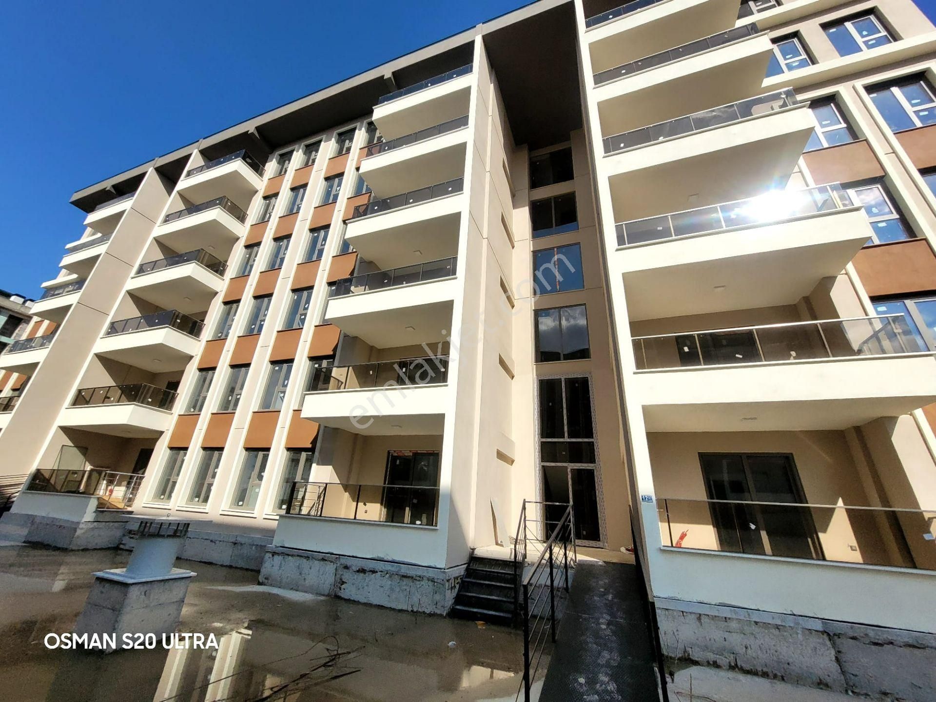 Bölgenin En Lüks Arakat Veysel Karani Cad.kenarı Eminevime Uygun Yüksek Krediye Uygun - Görsel 3