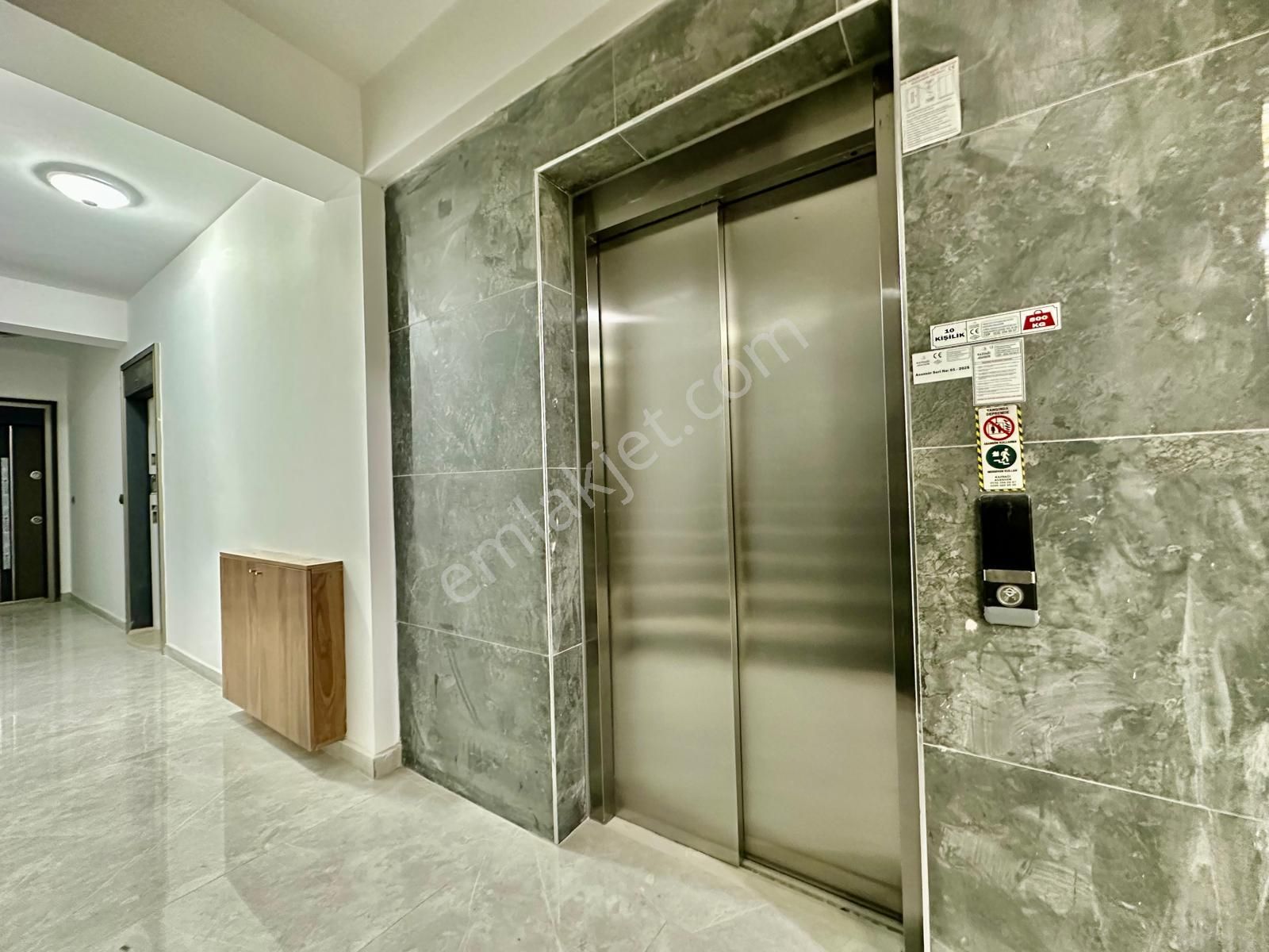 ⭐yetkili Ay Emlak'tan⭐yerden Isıtmalı Kapalı Balkonlu Şık Tasarımlı Ön Cephe Satılık 1+1 Lüks Daire - Görsel 26