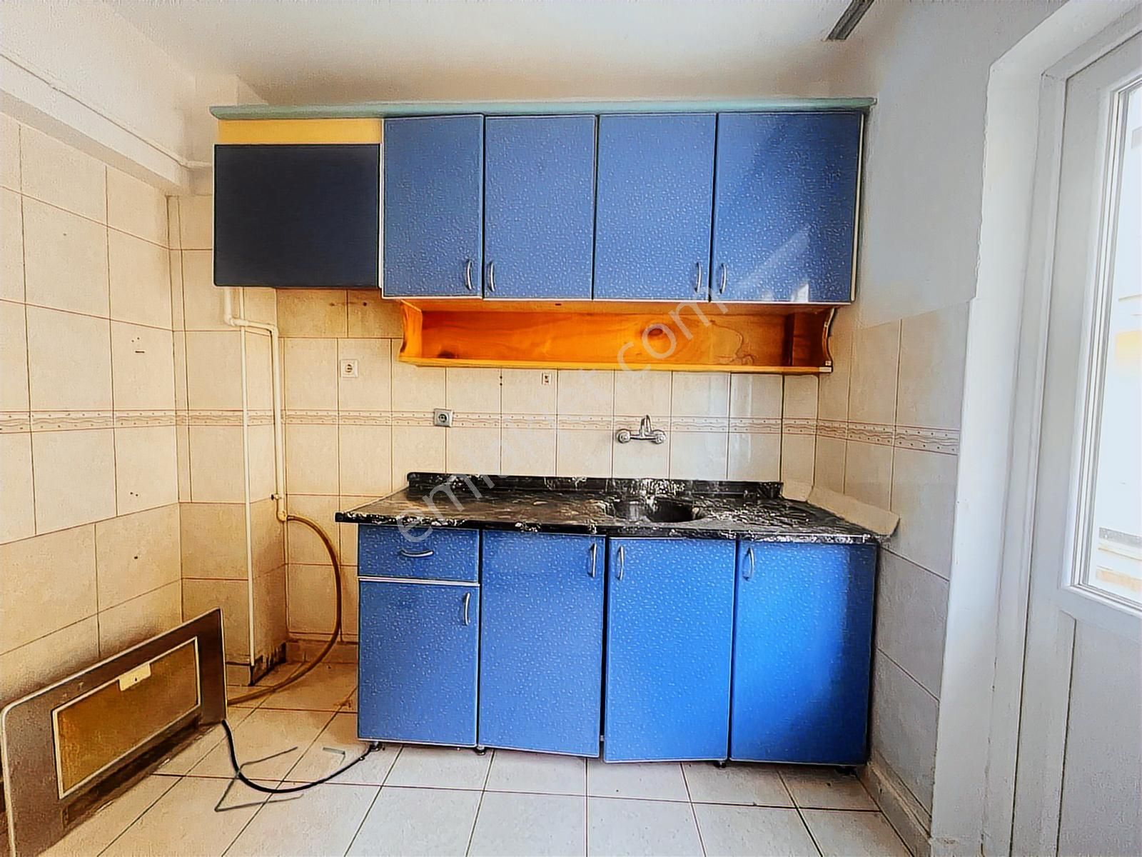 Tepebaşında Caddeye Yürüme Mesafesinde Geniş 3+1 - Görsel 6