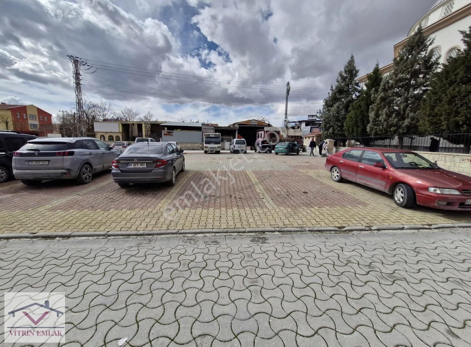 Selçuklu Nüfus Müdürlüğü Karşısı Bodrumlu Satılık Dükkan - Görsel 6