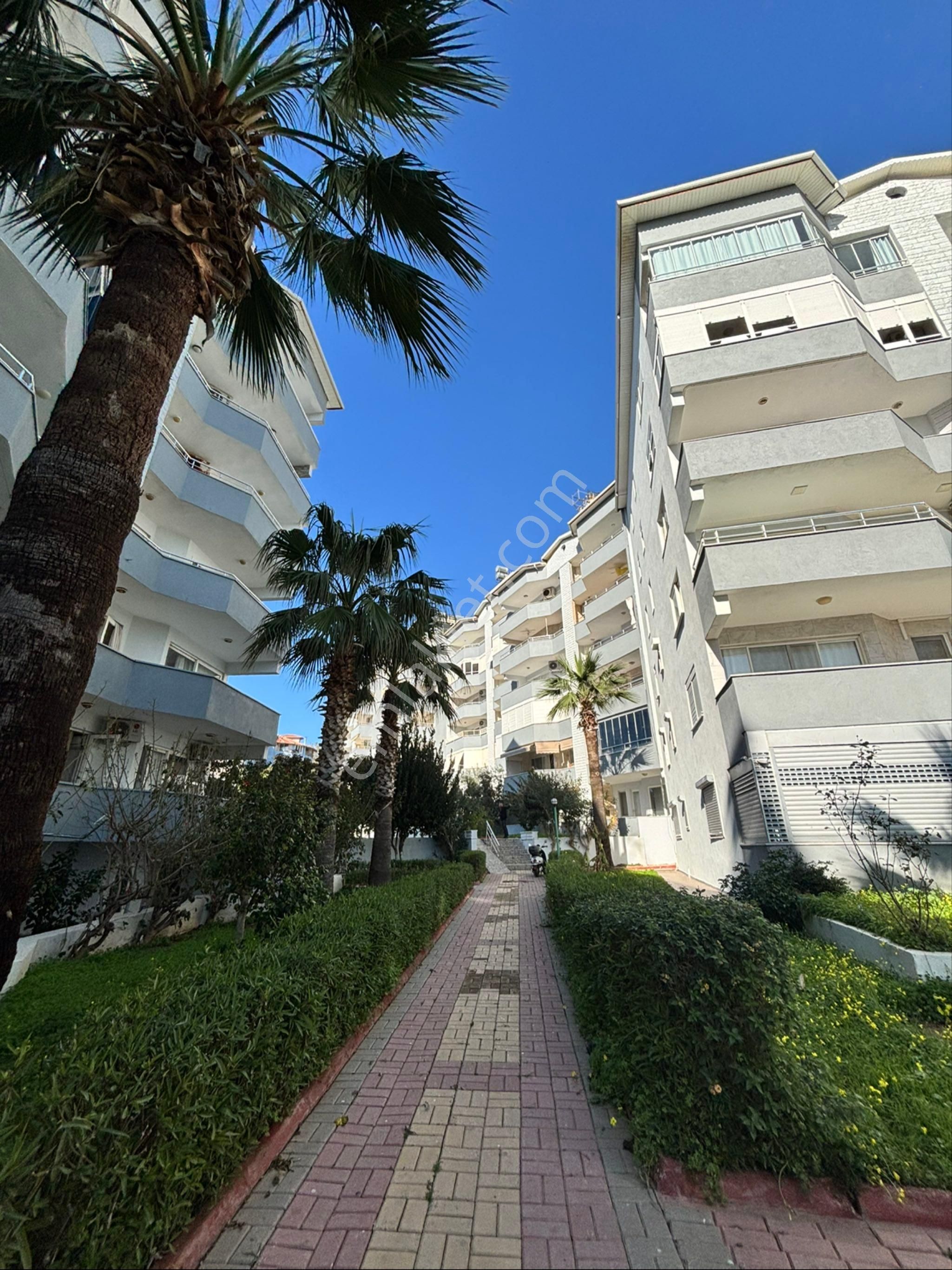 Alanya Konaklı Simge Sitesi Denize Sıfır Satılık 2+1 Eşyalı Daire - Görsel 33