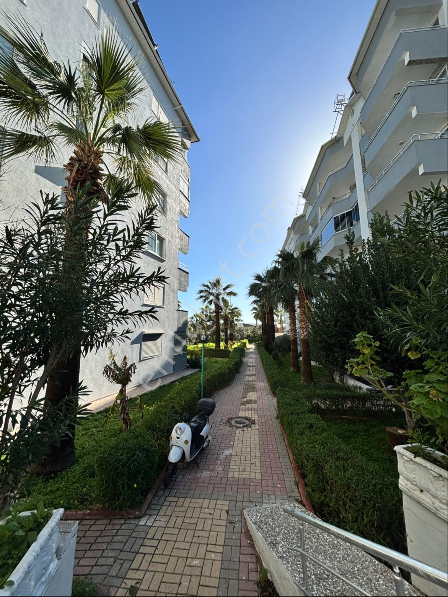 Alanya Konaklı Simge Sitesi Denize Sıfır Satılık 2+1 Eşyalı Daire - Görsel 31