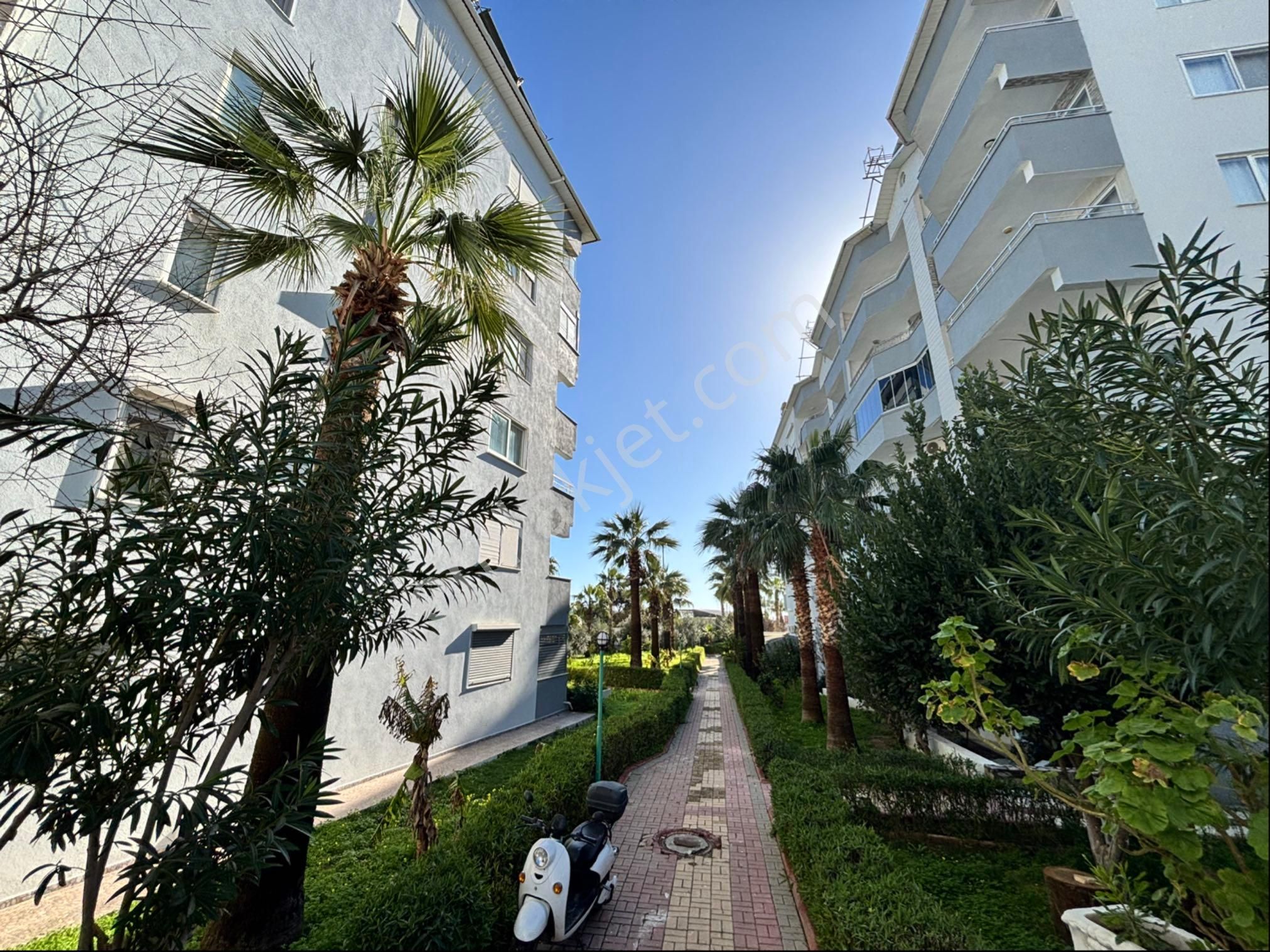 Alanya Konaklı Simge Sitesi Denize Sıfır Satılık 2+1 Eşyalı Daire - Görsel 32