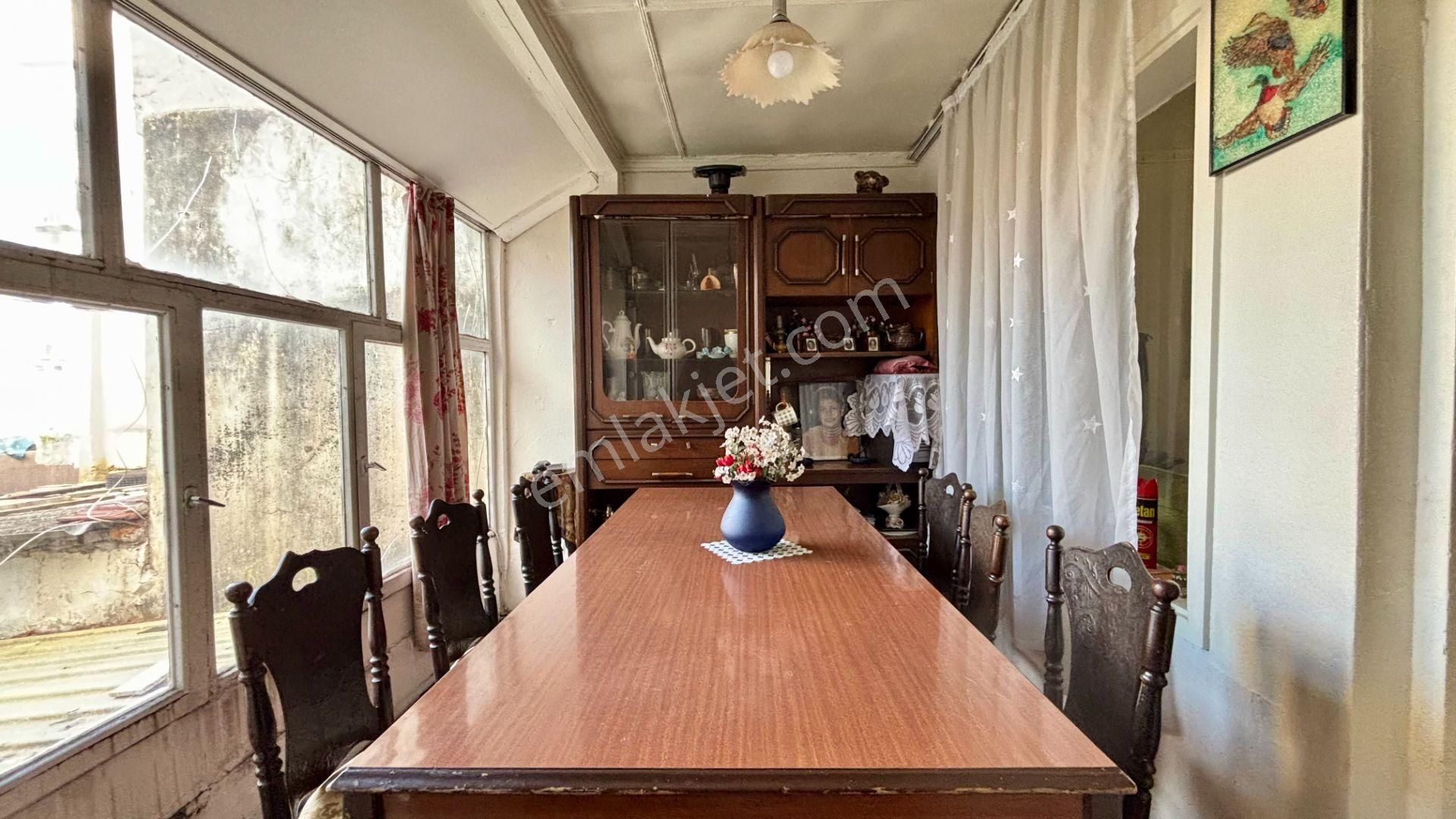 İki Katlı Bahçeli Merkezi Konumlu Müstakil Ev Konak Mirali Mh.