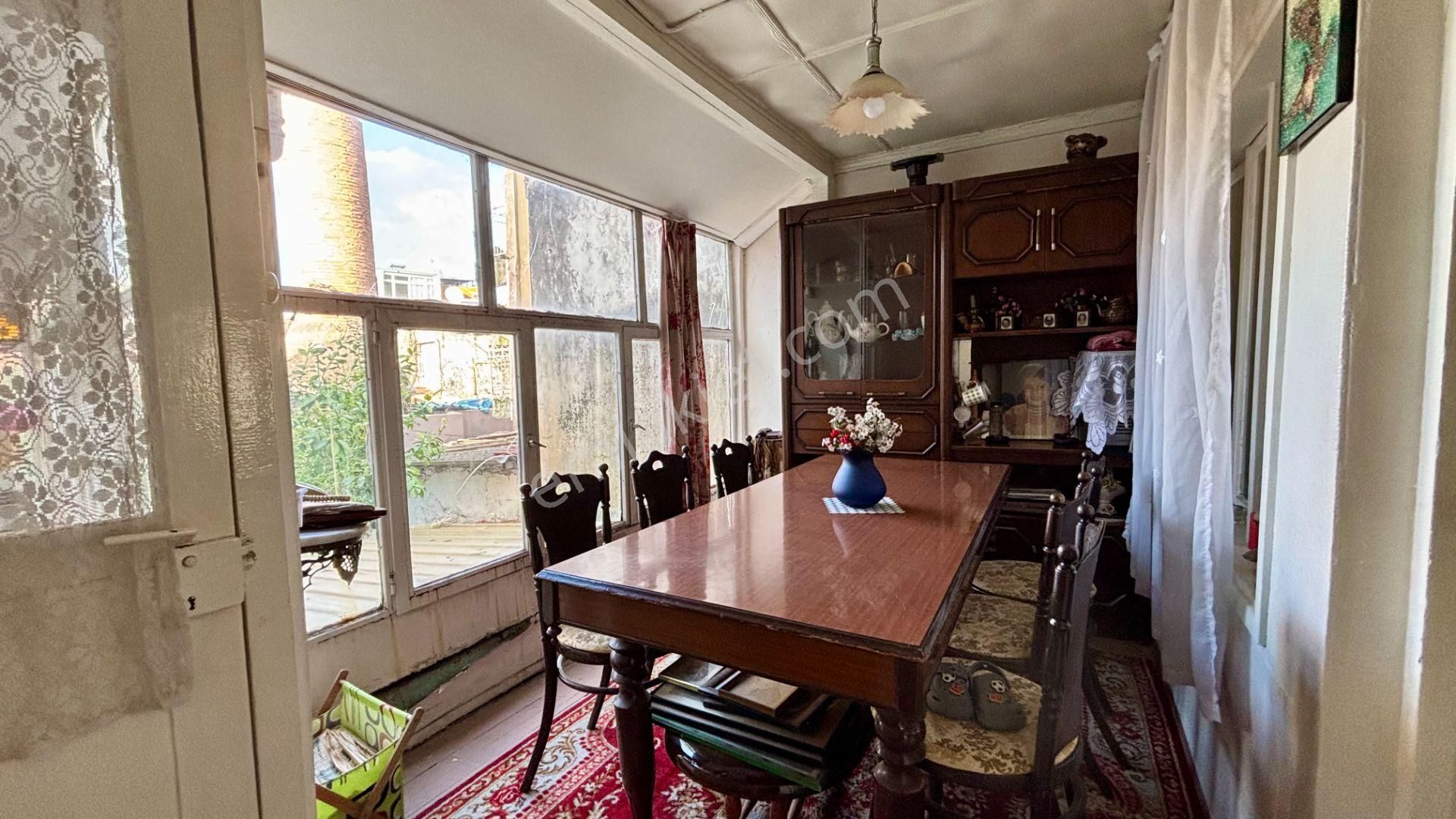 İki Katlı Bahçeli Merkezi Konumlu Müstakil Ev Konak Mirali Mh. - Görsel 2