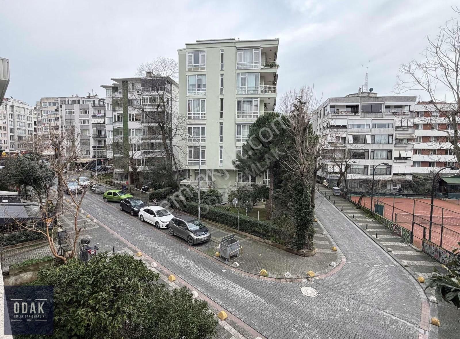 Odak'tan Moda Burnu Kort Apartmanı'nda Otoparklı 2.kat - Görsel 2