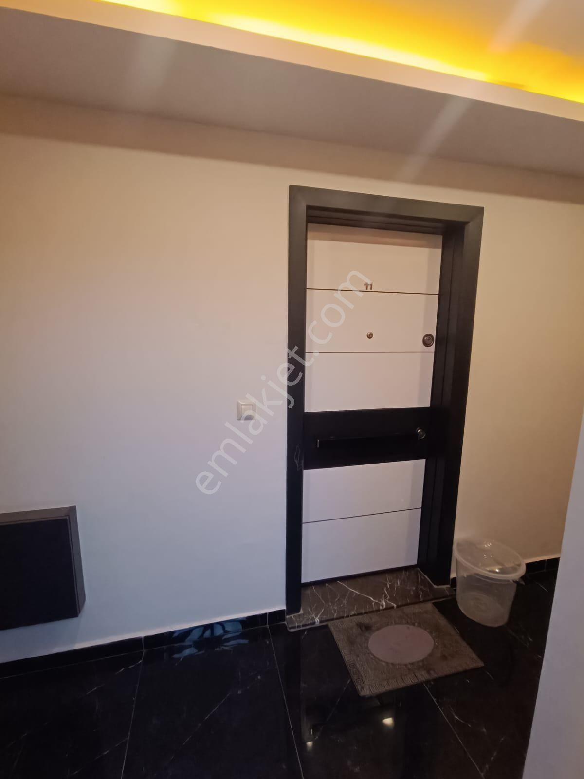 Baraj Yolu Hastaneler Kavşağında Temiz Eşyalı 1+1 Kiralık Daire - Görsel 12