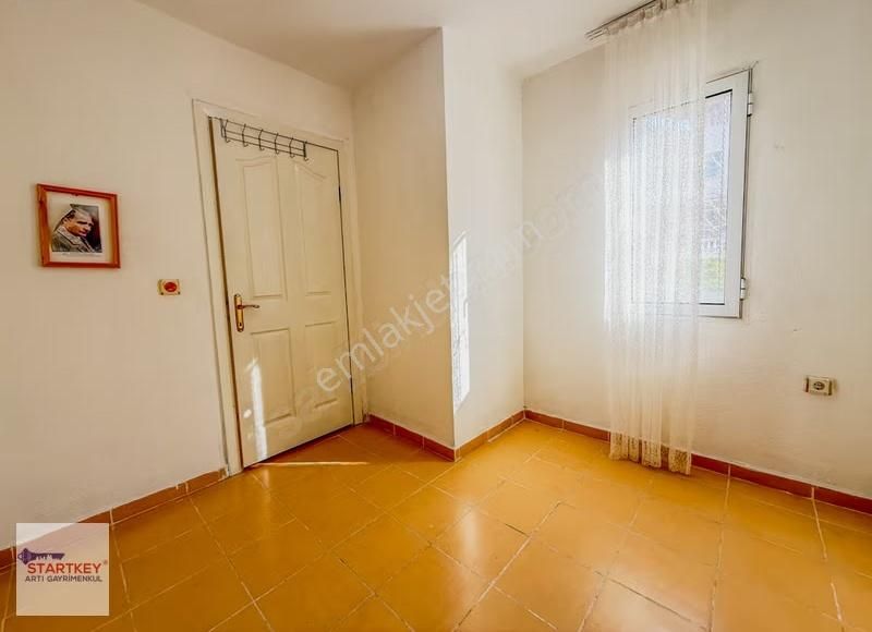 Yenifoça Marina Yakını Satılık 3+1 Teraslı Yazlık - Görsel 12