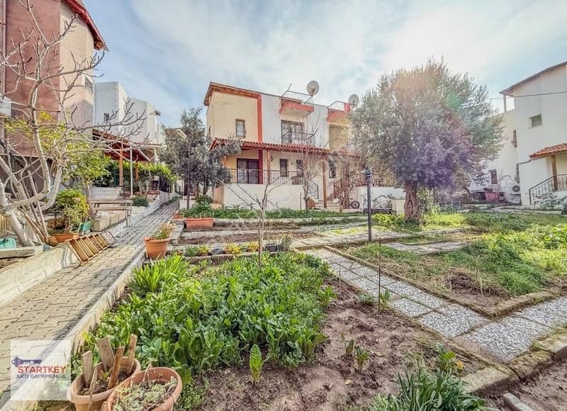 Yenifoça Marina Yakını Satılık 3+1 Teraslı Yazlık - Görsel 18