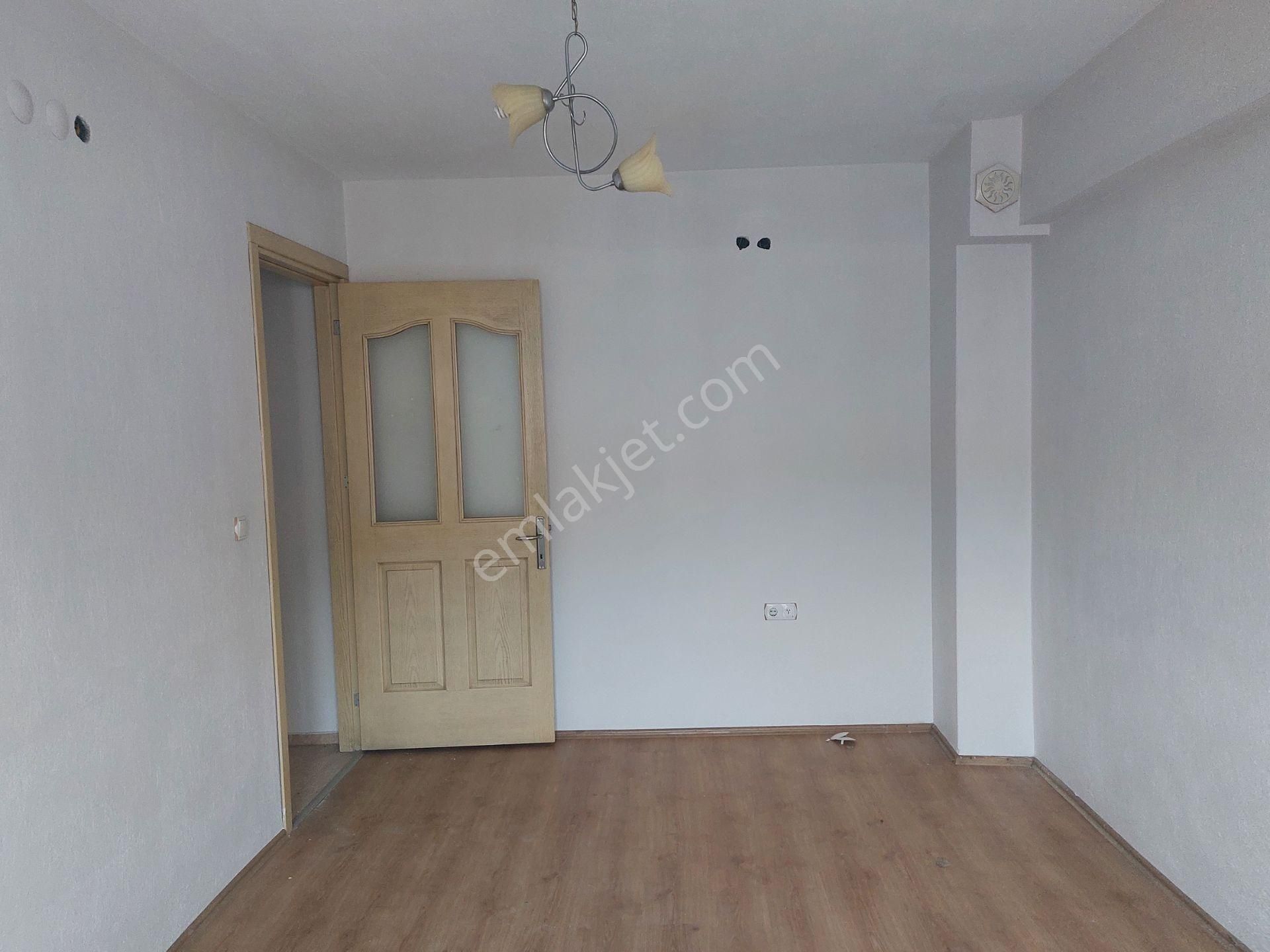 Buca Yıldız Mah. Kapalı Mutfak D.gazlı 85m2 2+1 Daire - Görsel 6