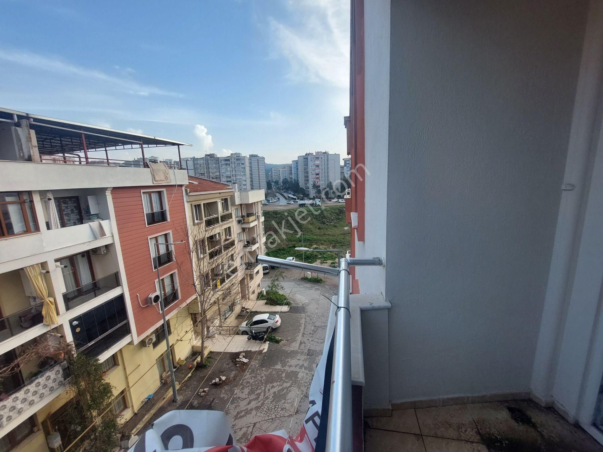 Buca Yıldız Mah. Kapalı Mutfak D.gazlı 85m2 2+1 Daire - Görsel 31