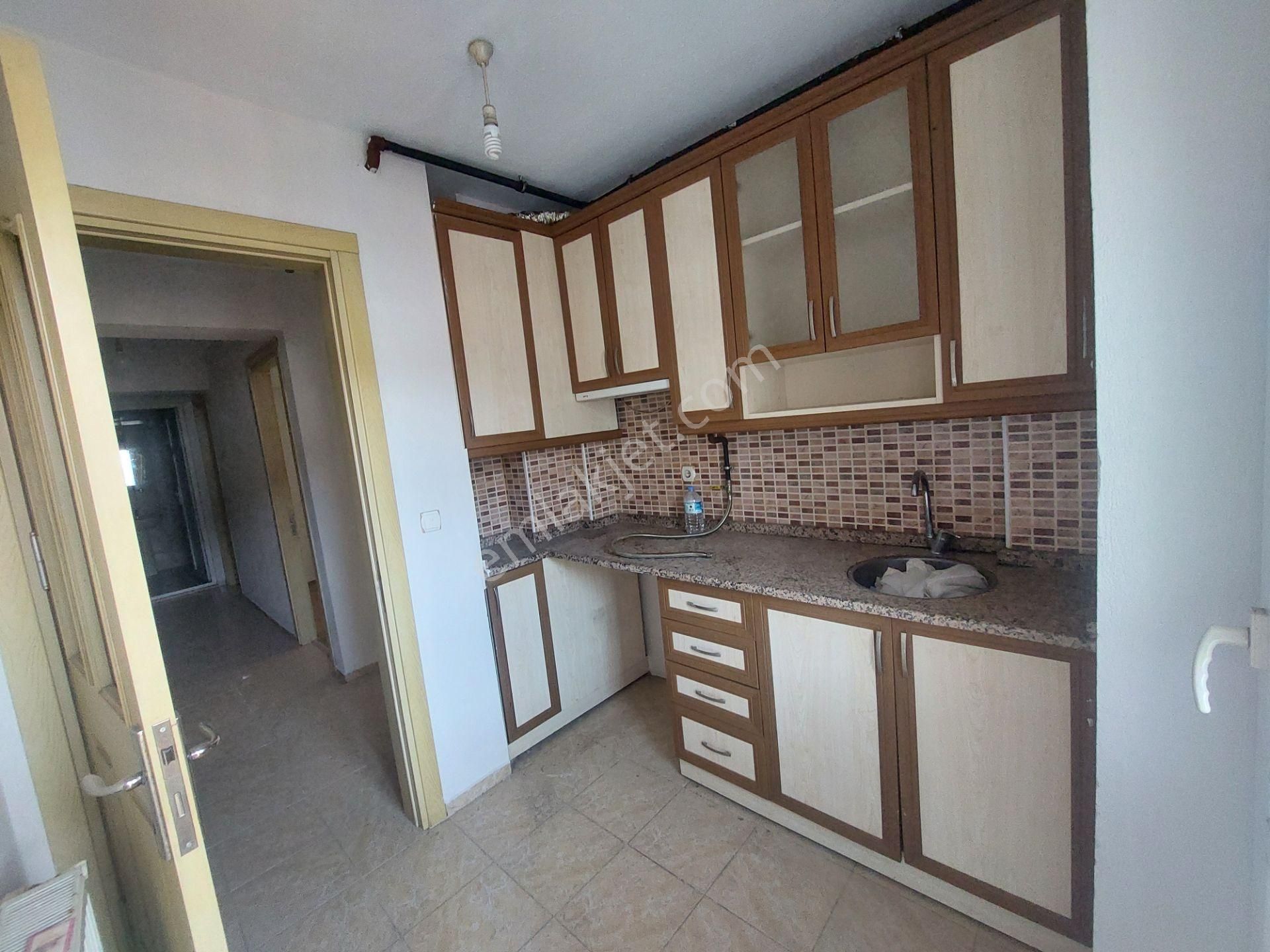 Buca Yıldız Mah. Kapalı Mutfak D.gazlı 85m2 2+1 Daire - Görsel 10