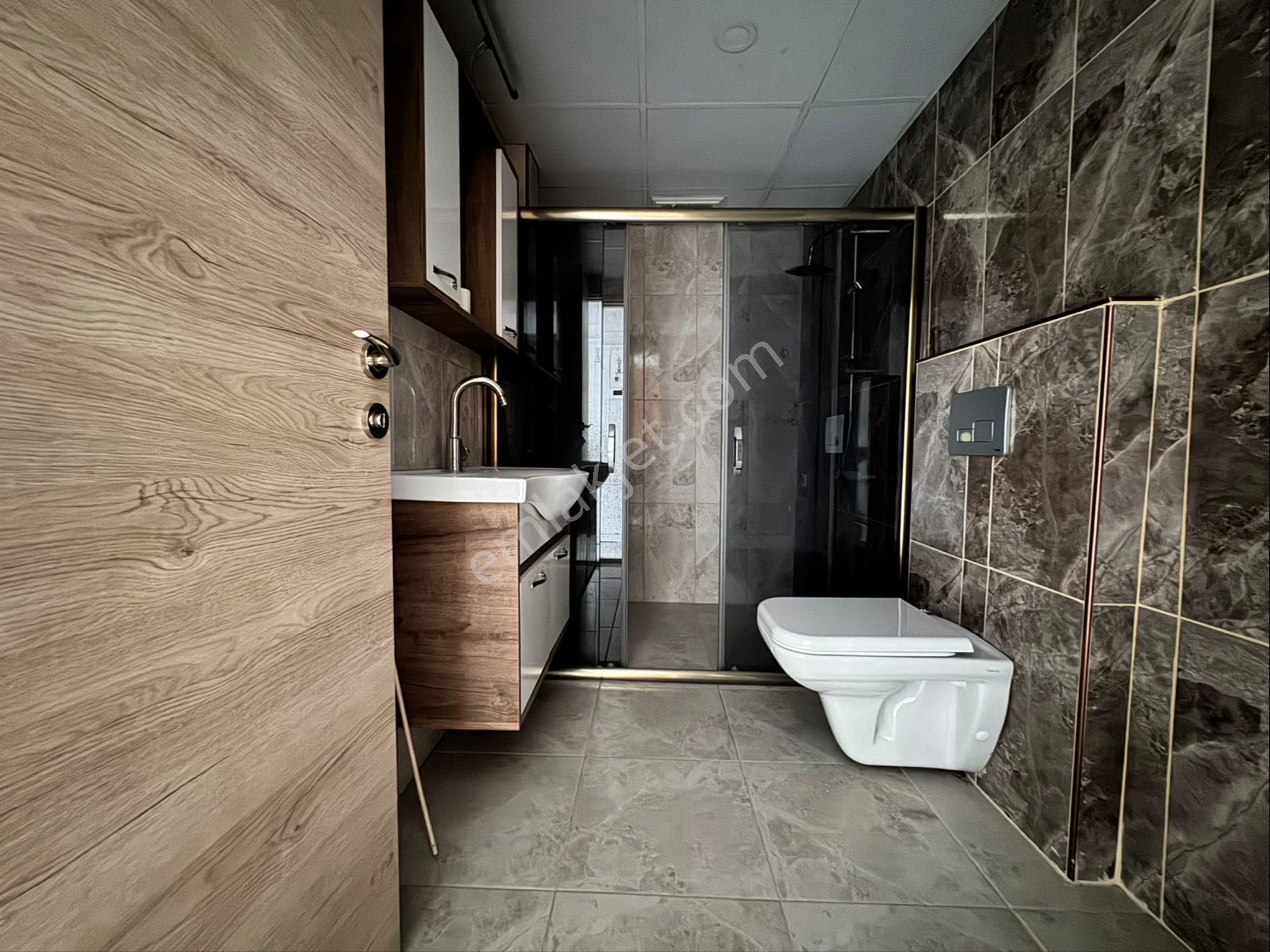 Pera'dan Derman Caddesi Yanı Kiralık 2+1 Asansörlü Daire - Görsel 19