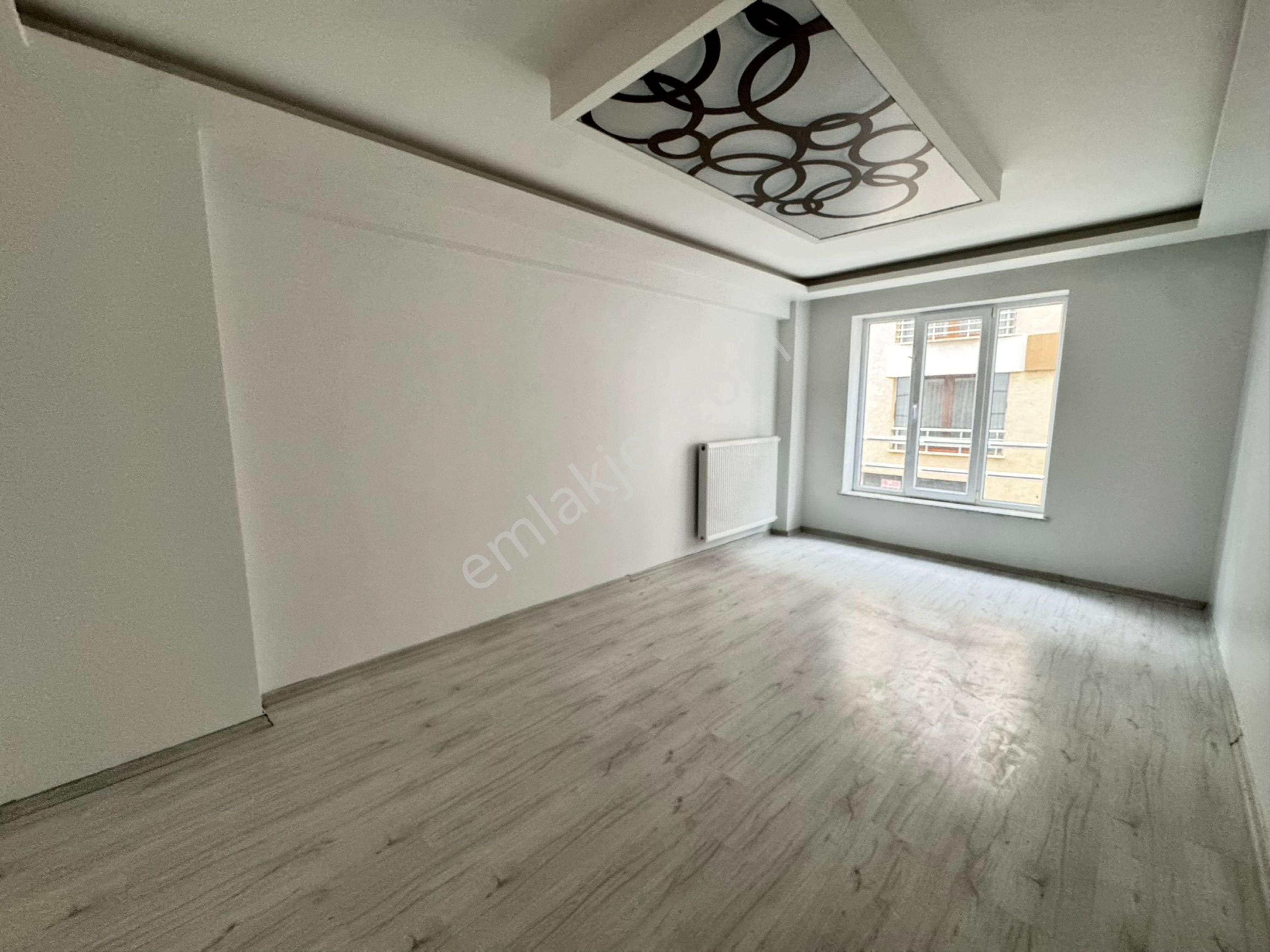 Pera'dan Derman Caddesi Yanı Kiralık 2+1 Asansörlü Daire - Görsel 6