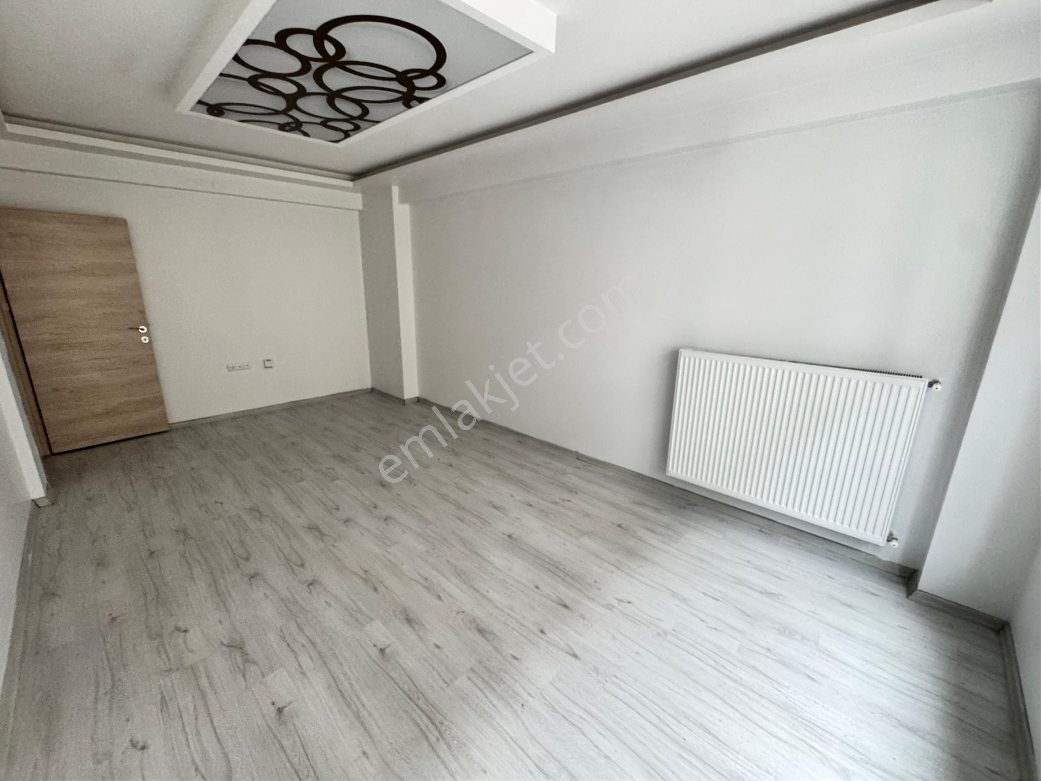 Pera'dan Derman Caddesi Yanı Kiralık 2+1 Asansörlü Daire - Görsel 7