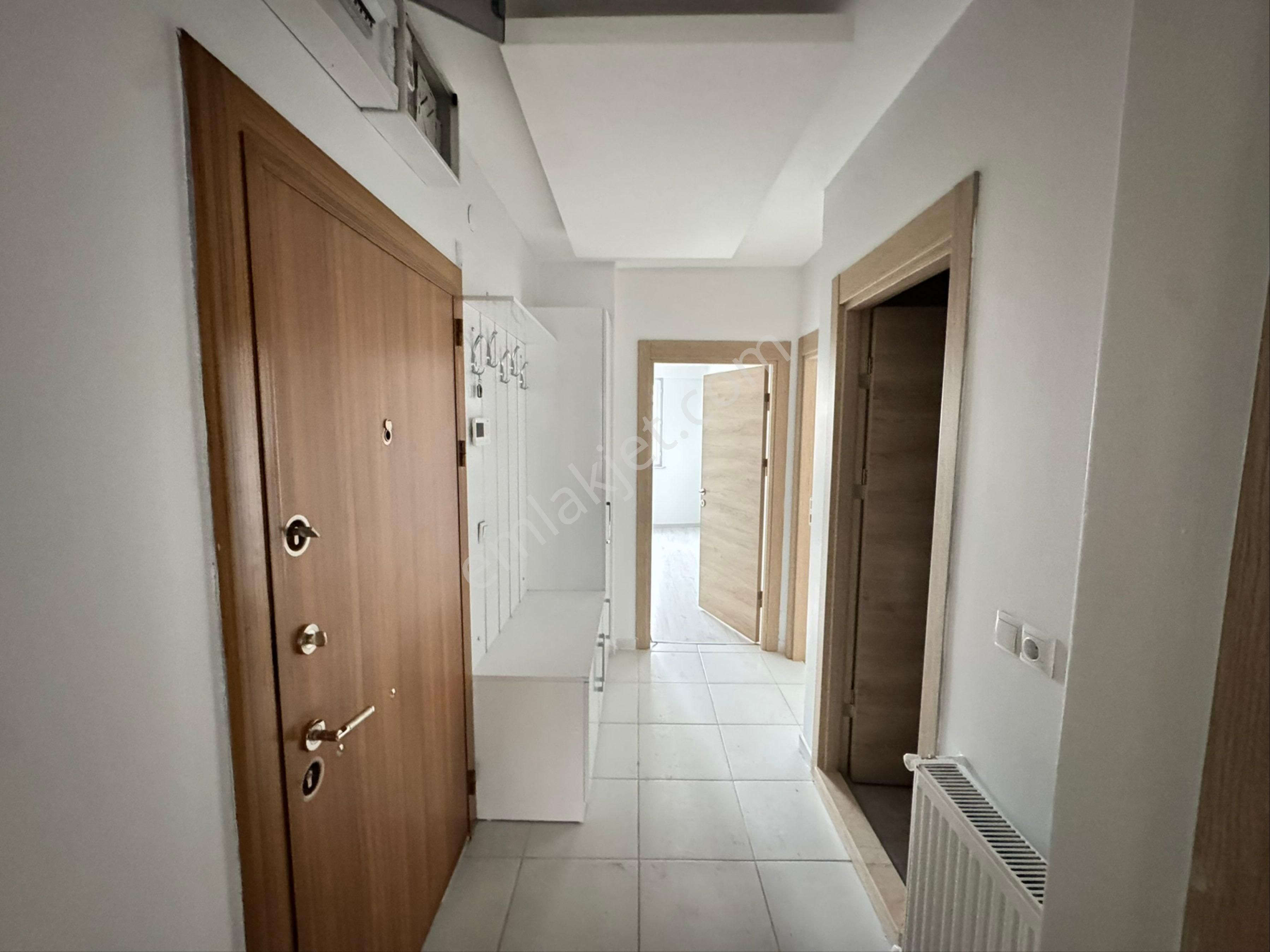Pera'dan Derman Caddesi Yanı Kiralık 2+1 Asansörlü Daire - Görsel 17