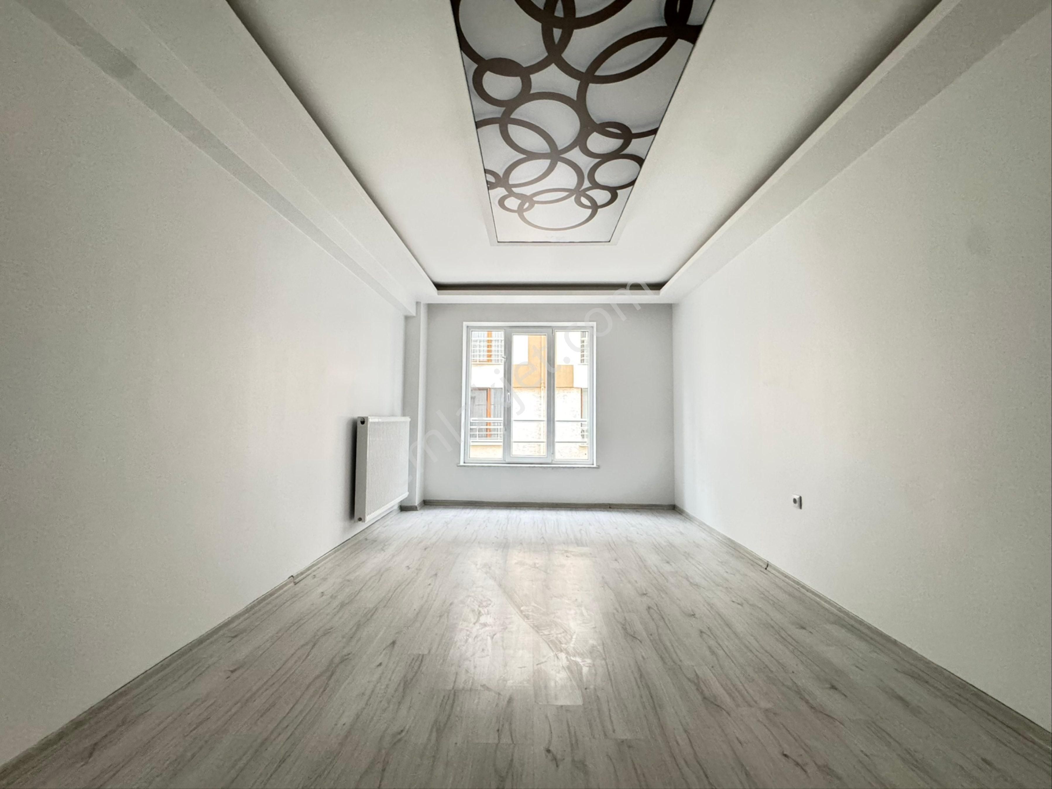 Pera'dan Derman Caddesi Yanı Kiralık 2+1 Asansörlü Daire - Görsel 5