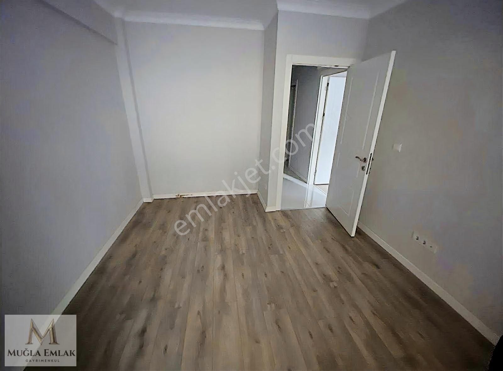 Muğla Emlaktan Bağlarbaşında Otoparklı 75m 2+1 Asansörlü Daire - Görsel 26