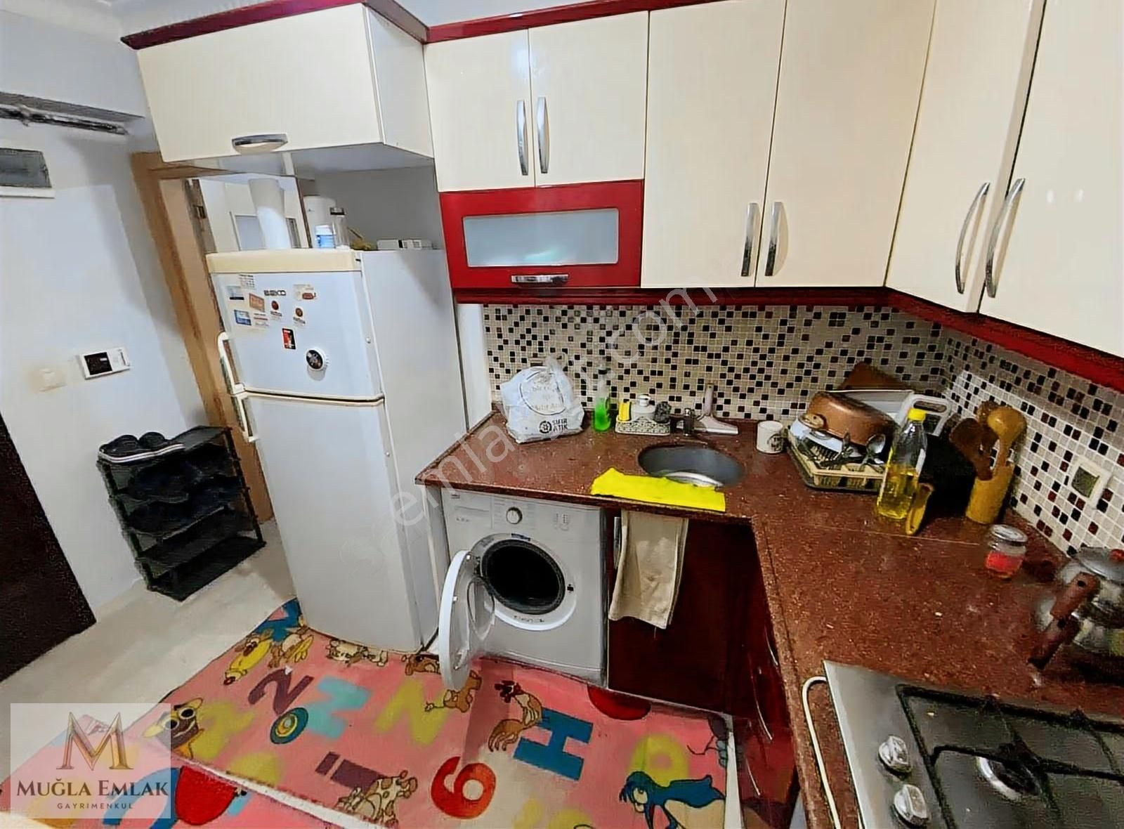 Muğla Emlaktan Gönenli Cami Yakını 60m 1+1 İskanlı Düz Giriş - Görsel 19