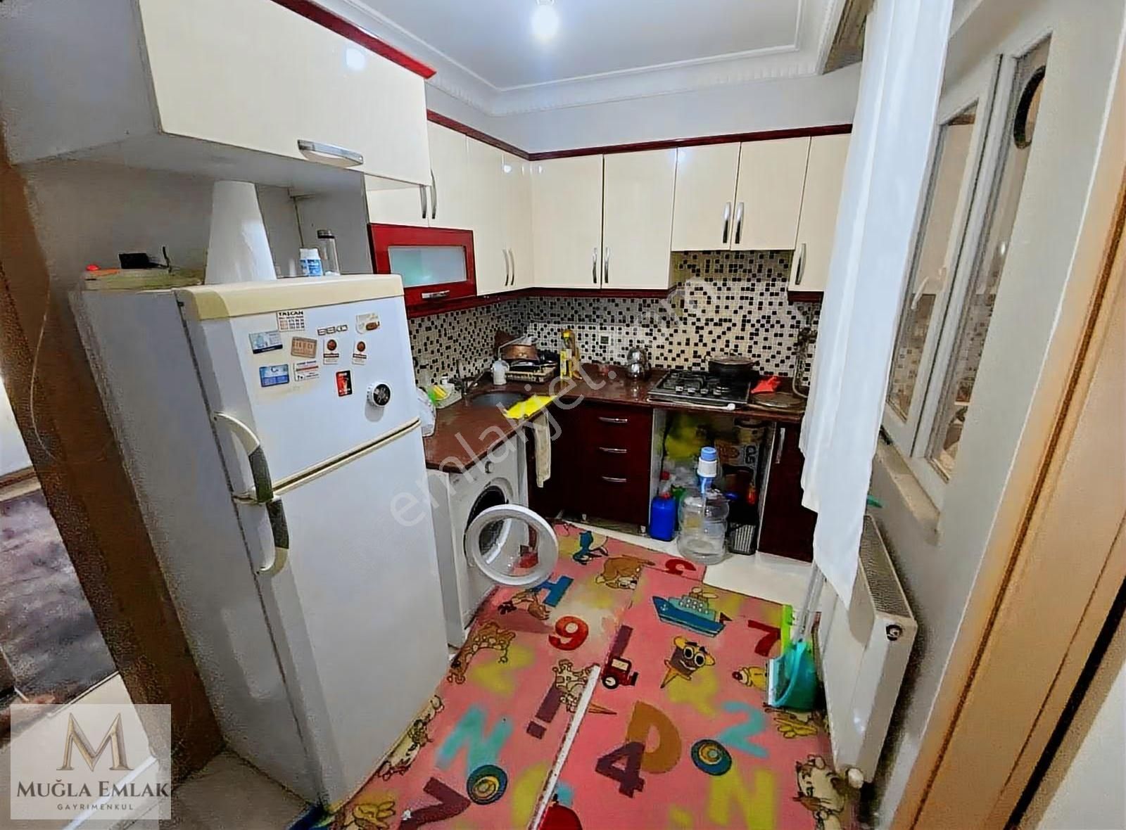 Muğla Emlaktan Gönenli Cami Yakını 60m 1+1 İskanlı Düz Giriş - Görsel 15