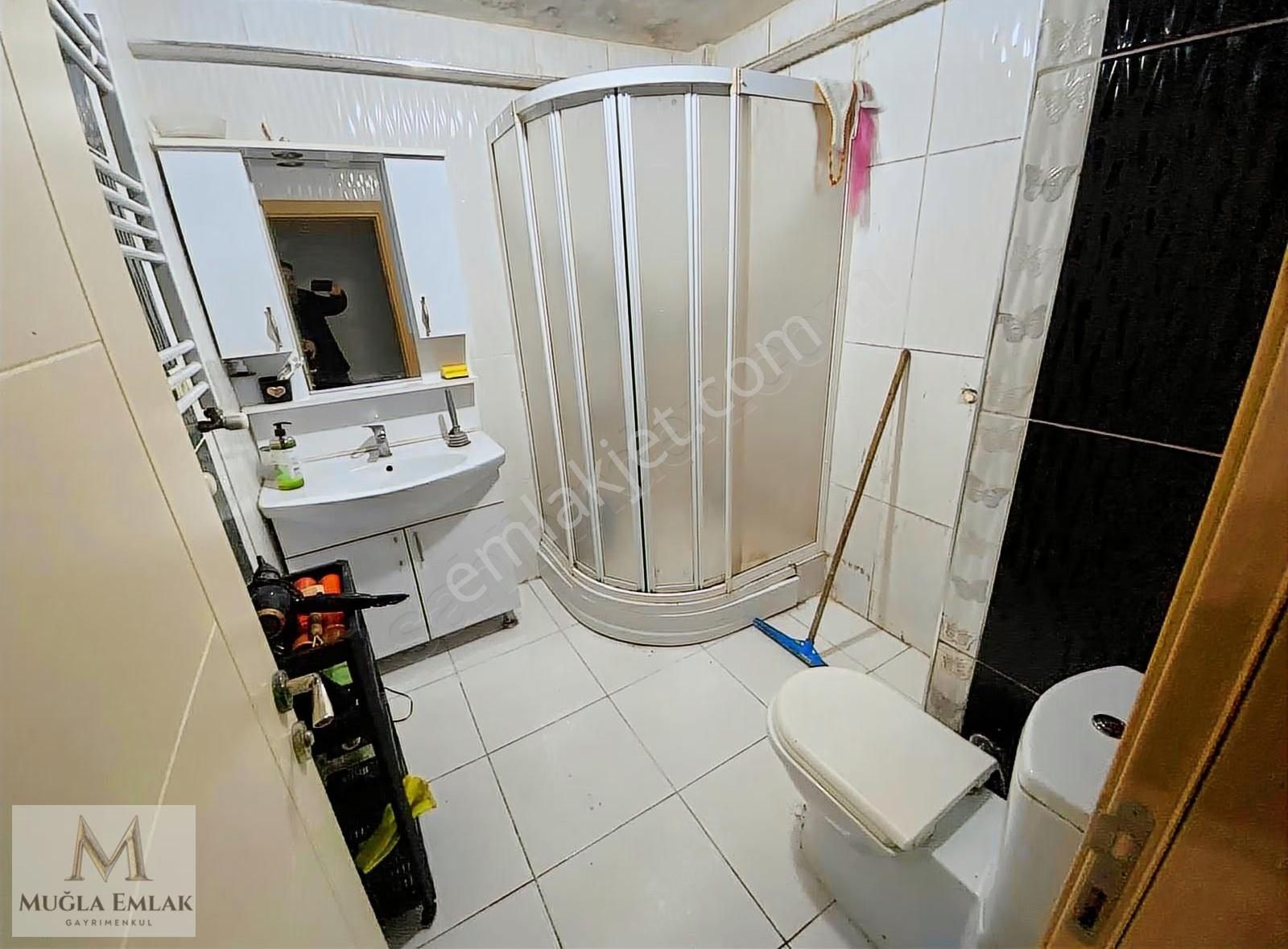 Muğla Emlaktan Gönenli Cami Yakını 60m 1+1 İskanlı Düz Giriş - Görsel 23