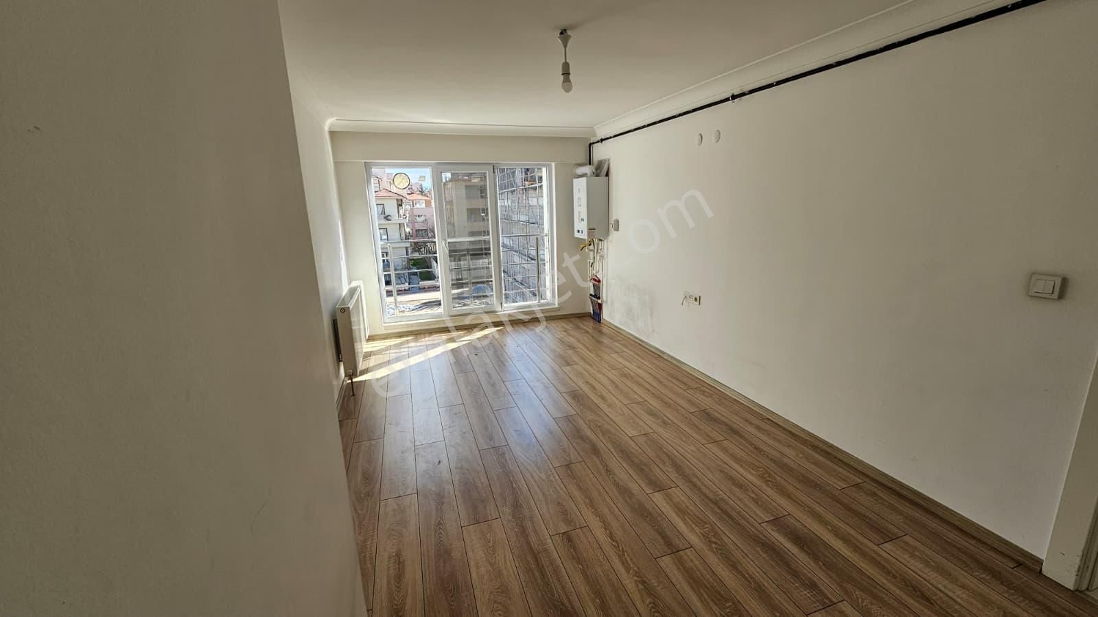 Arel'den Yücetepe Akdeniz Cd Üstünde Yeni Bina 2 Kat Kombili 2+1 - Görsel 4