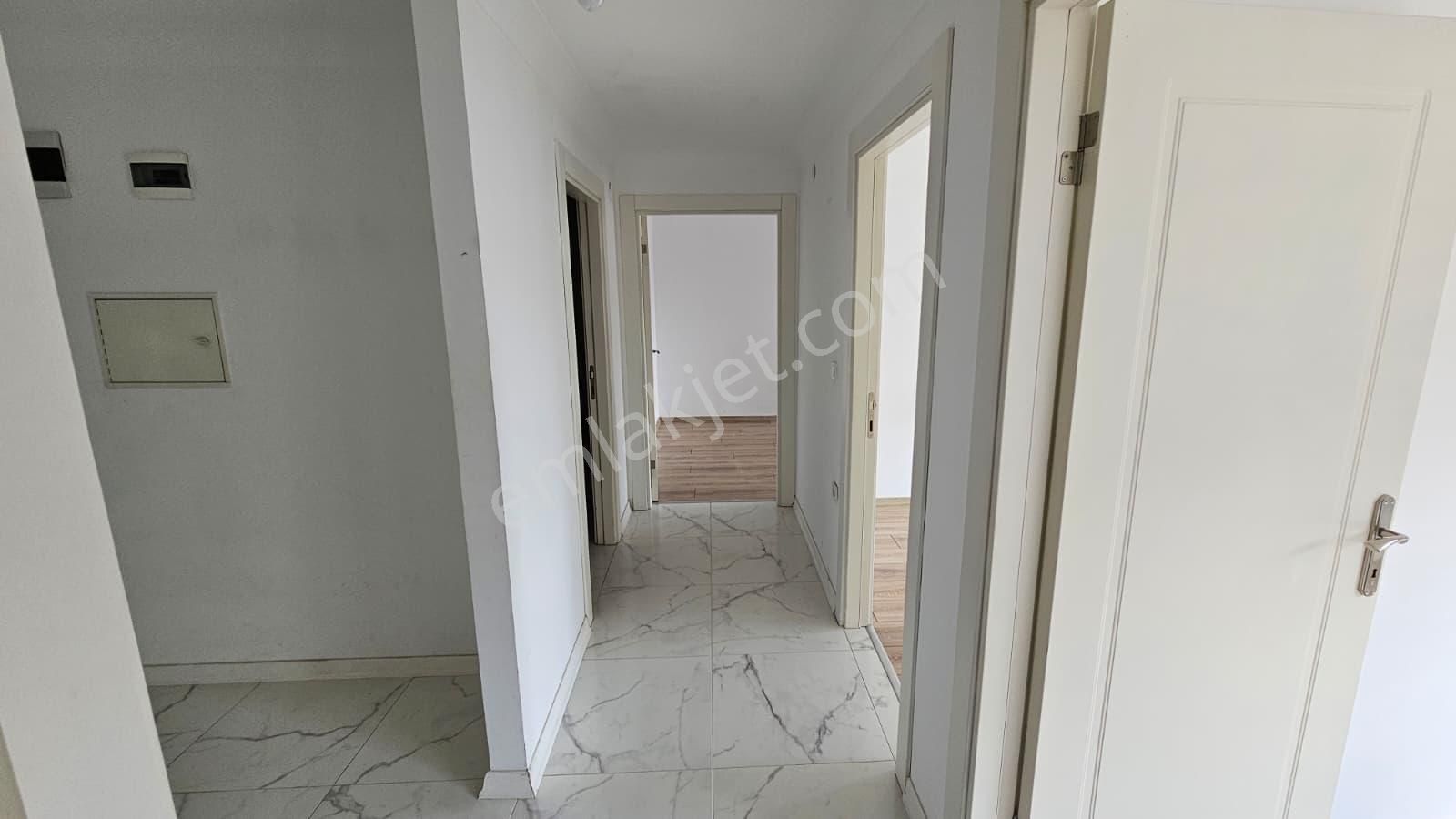 Arel'den Yücetepe Akdeniz Cd Üstünde Yeni Bina 2 Kat Kombili 2+1 - Görsel 19