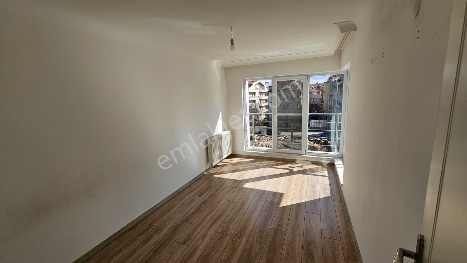 Arel'den Yücetepe Akdeniz Cd Üstünde Yeni Bina 2 Kat Kombili 2+1 - Görsel 7