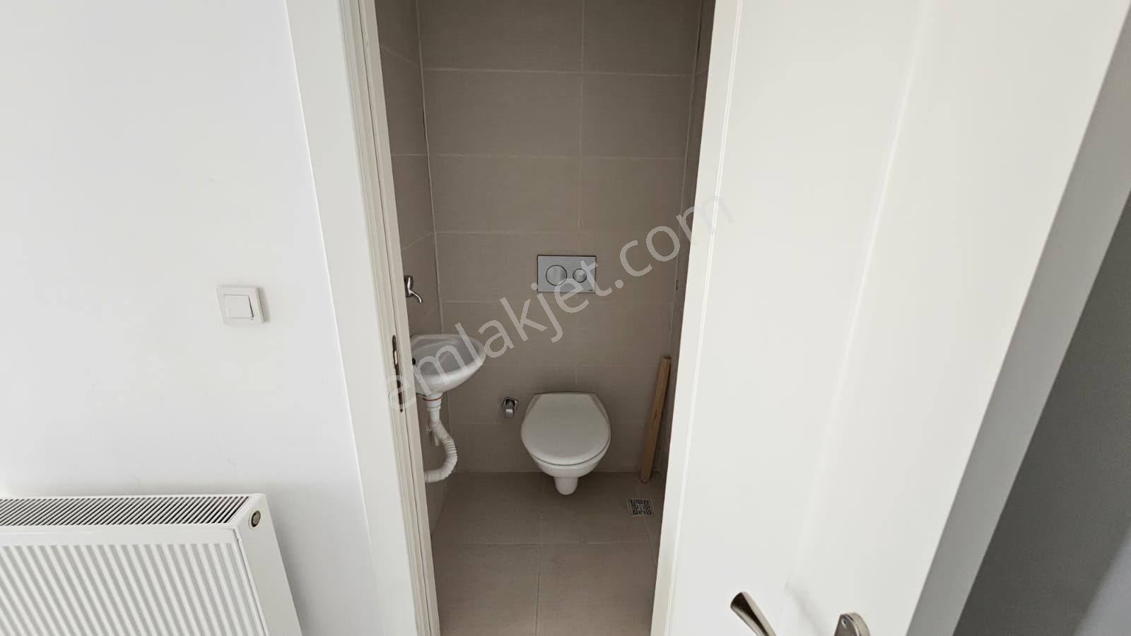 Arel'den Yücetepe Akdeniz Cd Üstünde Yeni Bina 2 Kat Kombili 2+1 - Görsel 28