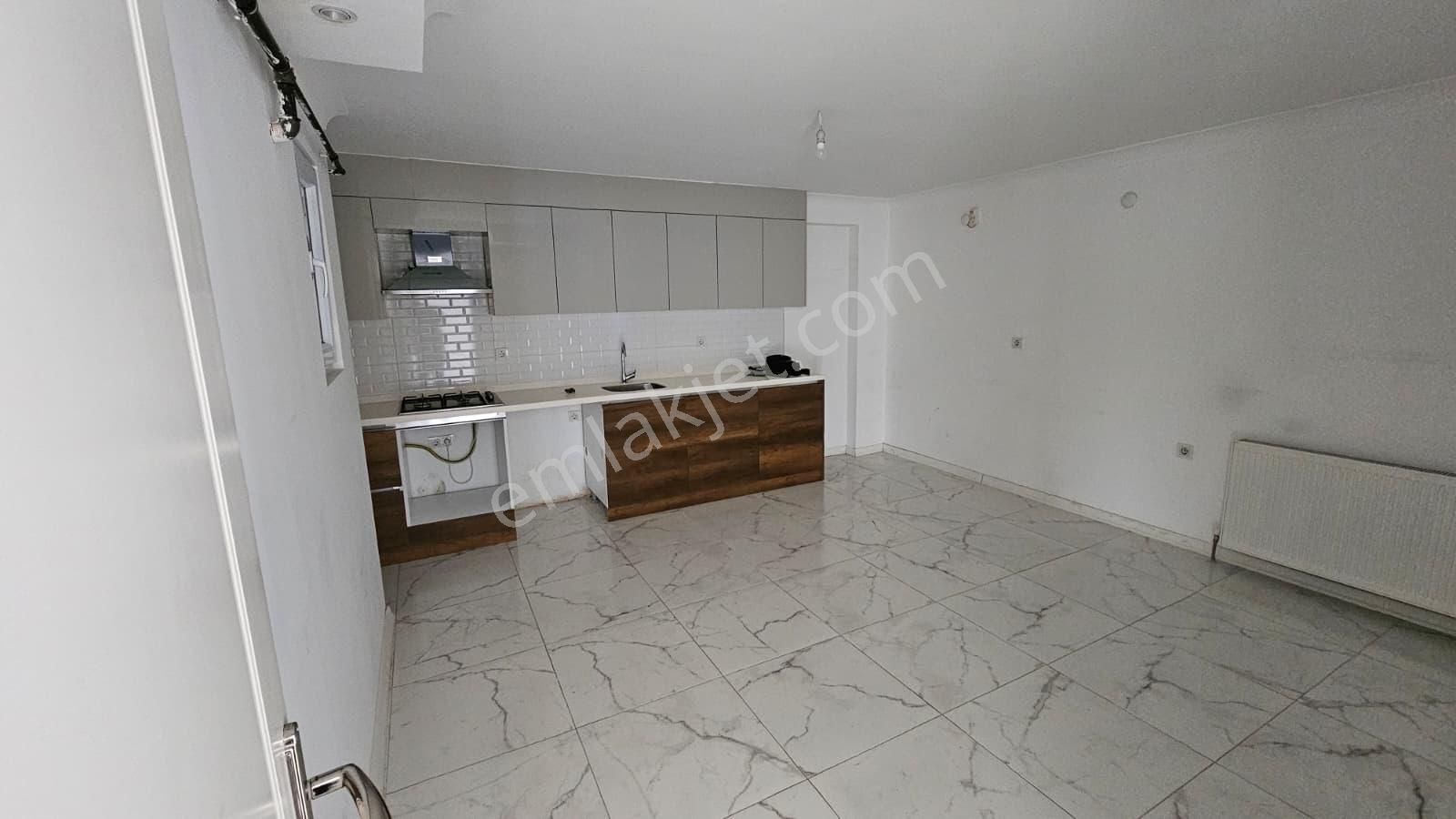 Arel'den Yücetepe Akdeniz Cd Üstünde Yeni Bina 2 Kat Kombili 2+1 - Görsel 23