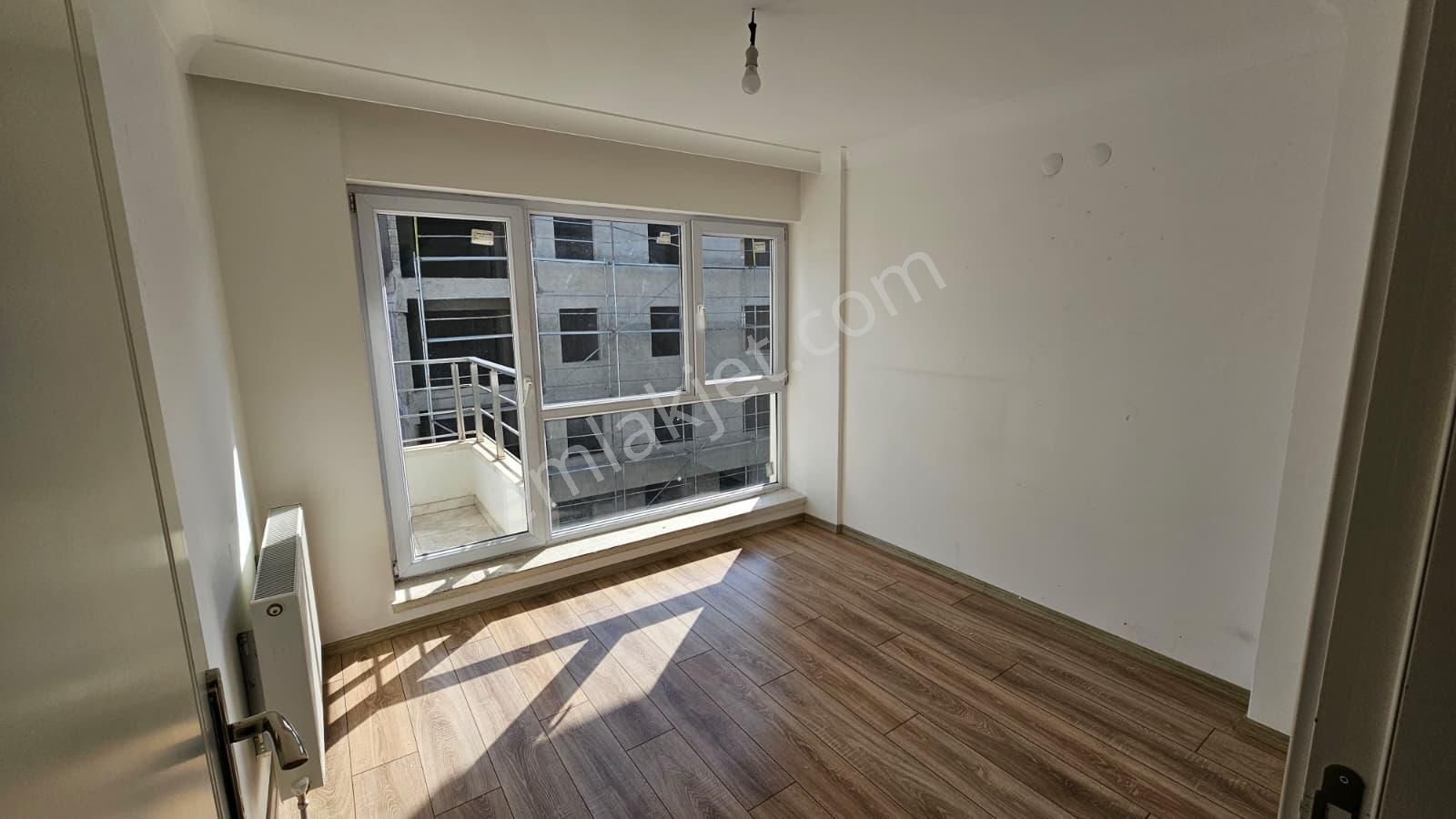 Arel'den Yücetepe Akdeniz Cd Üstünde Yeni Bina 2 Kat Kombili 2+1 - Görsel 8