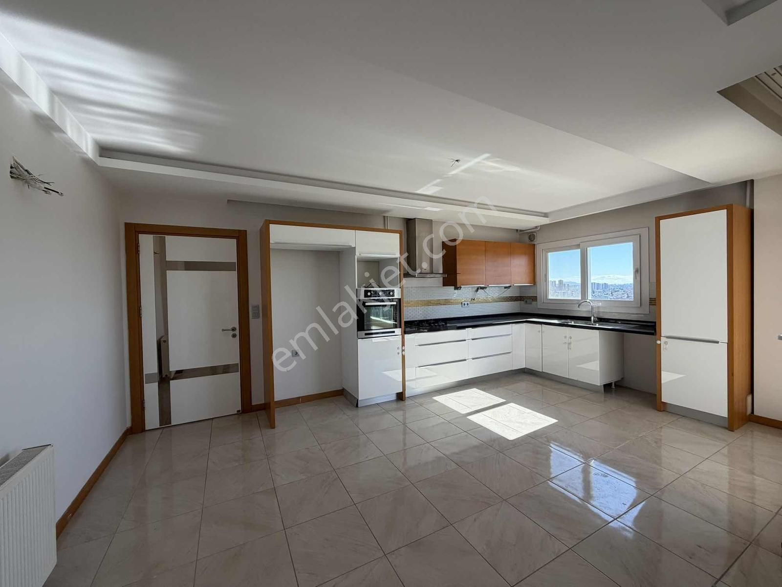 Gürselpaşa Da Havuzlu Lüx Sitede 4+1 G.odalı Kiralık Daire