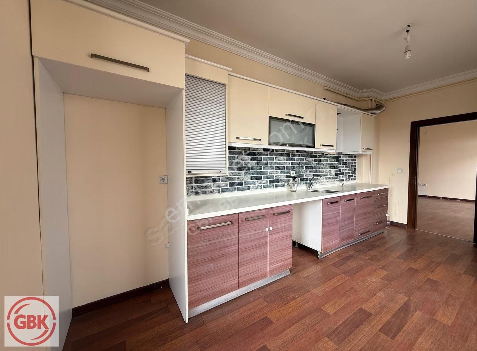 Açın Caddesi B.esat Yakını | Teraslı, Manzaralı Ve Geniş 3+1 - Görsel 5