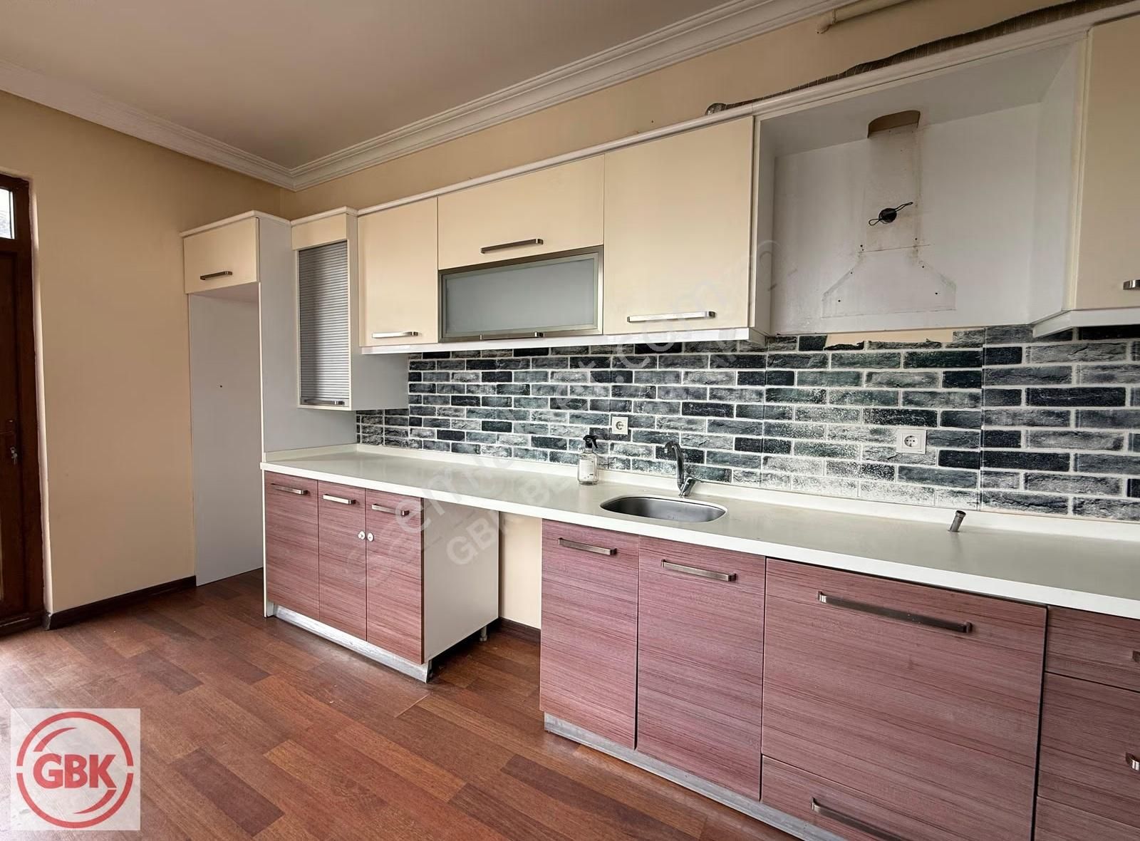 Açın Caddesi B.esat Yakını | Teraslı, Manzaralı Ve Geniş 3+1 - Görsel 34